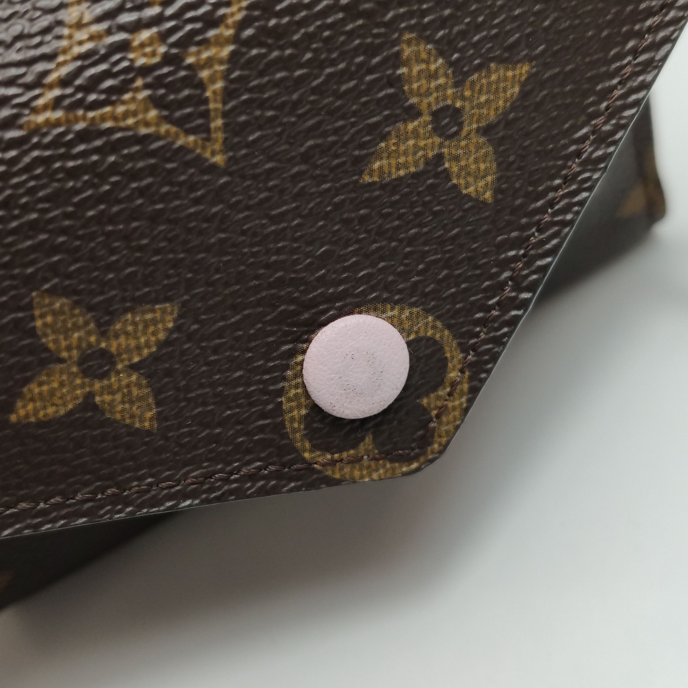 Louis Vuitton Louis Vuitton (LV) VictorineMonogram print snap wallet -y25 Size ONE SIZE - 7 Thumbnail