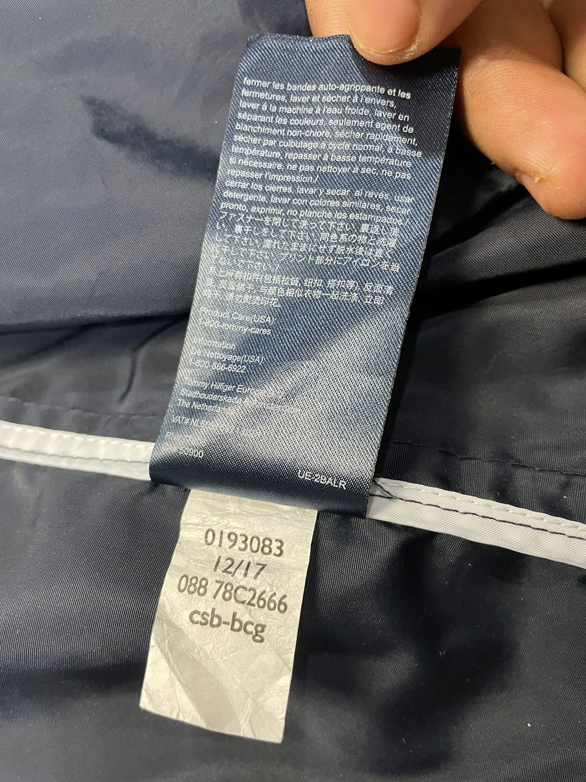 Tommy Hilfiger Rare🔥 Tommy Hilfiger Raincoat Size US M / EU 48-50 / 2 - 11 Thumbnail