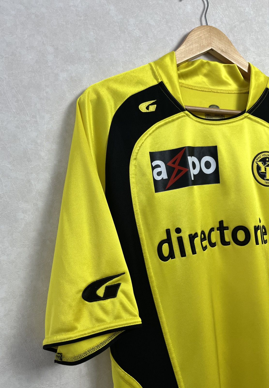 Vintage BSC Young Boys Home Football Jersey Hodel #2 Size US L / EU 52-54 / 3 - 4 Thumbnail