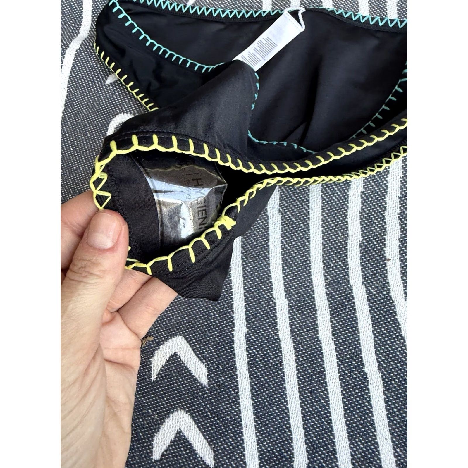 Vintage Cupshe Black Bikini Bottom M Women Size 32" / US 10 / IT 46 - 2 Thumbnail