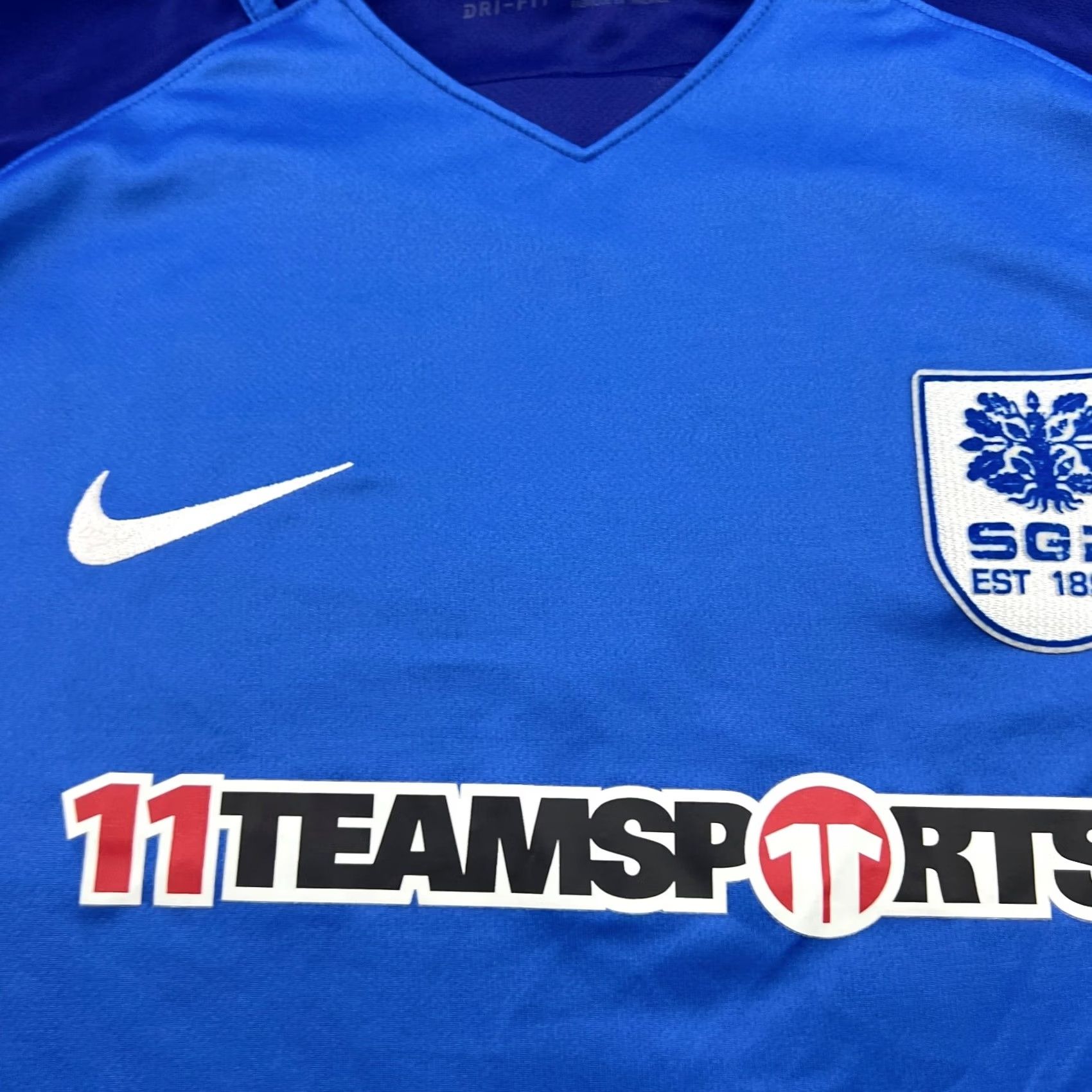 Nike VINTAGE Nike Football Shirt Mens XL Blue Jersey Size US XL / EU 56 / 4 - 5 Thumbnail