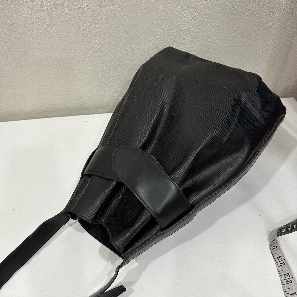 Louis Vuitton LOUIS VUITTON SAC D EPAULE BLACK EPI LEATHER SHOULDER BAG Size ONE SIZE - 4 Thumbnail