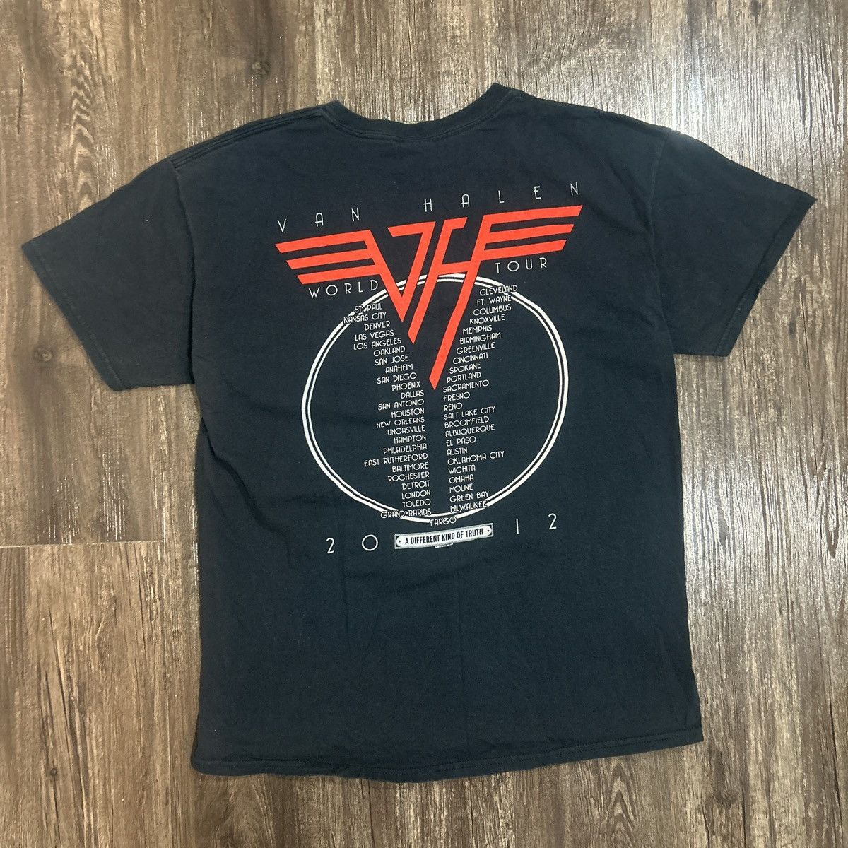 Gildan Van Hale 2012 tour Size US L / EU 52-54 / 3 - 2 Thumbnail