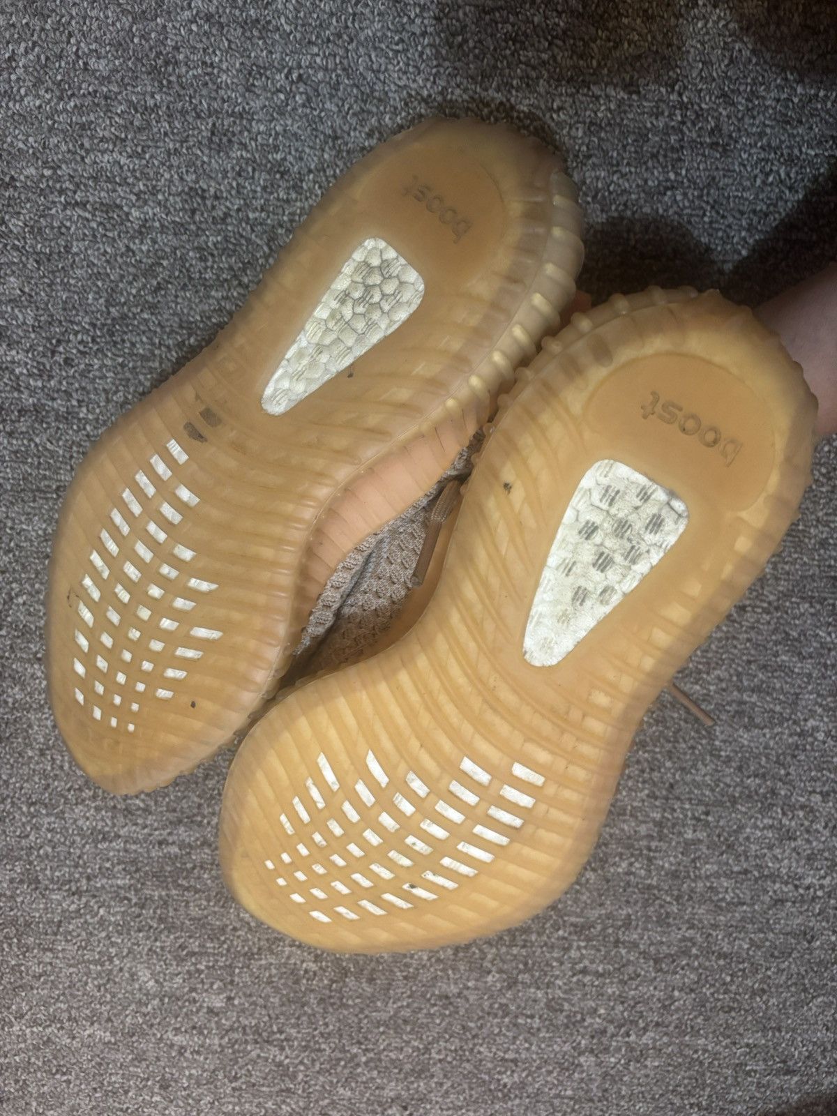 Yeezy Yeezy 350 V2 Clay Sneakers Size US 6 / EU 39 - 3 Thumbnail