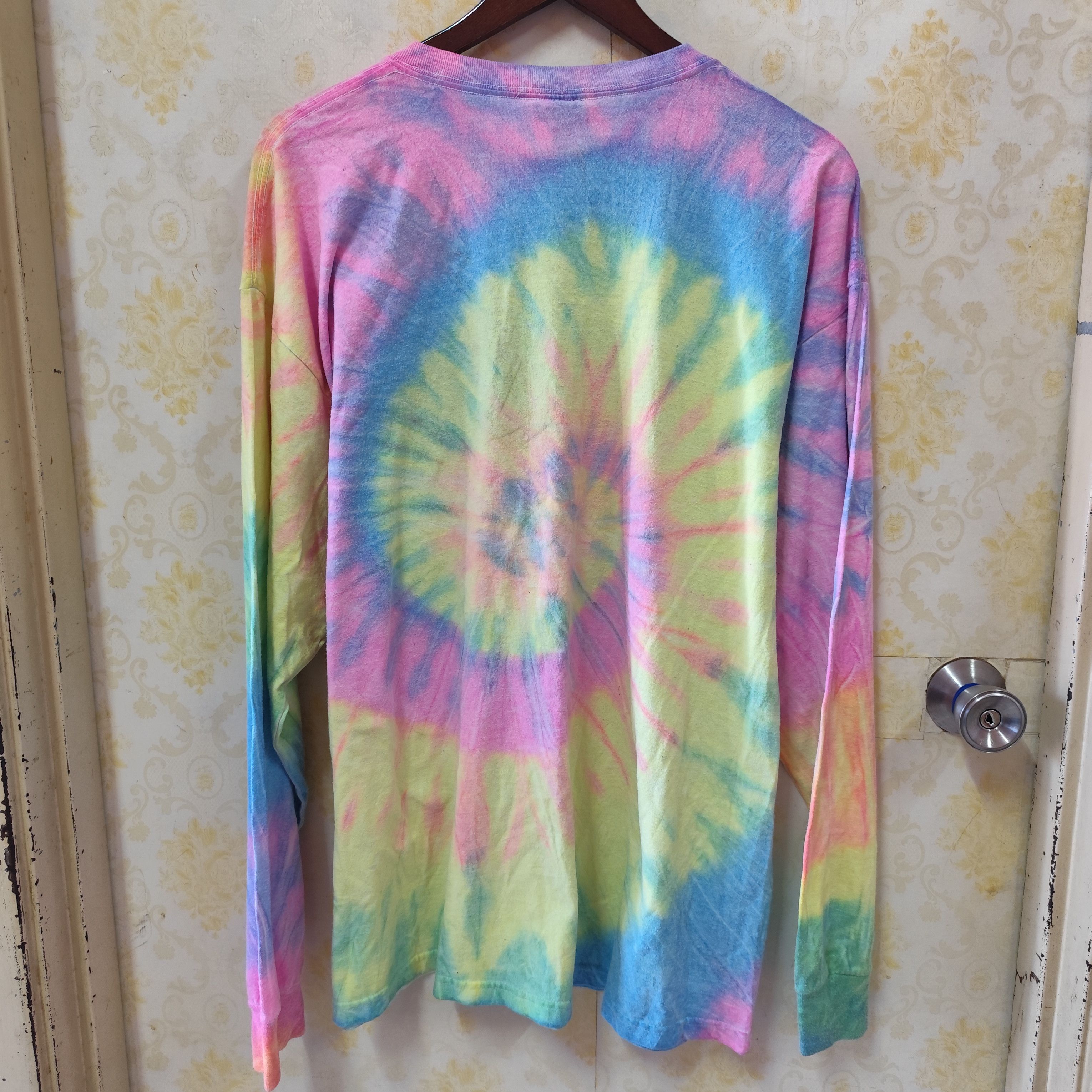 Vintage 🇺🇸VINTAGE TYE DYE LAKE TAHOE SPELL OUT MADE IN USA Size US XL / EU 56 / 4 - 6 Thumbnail