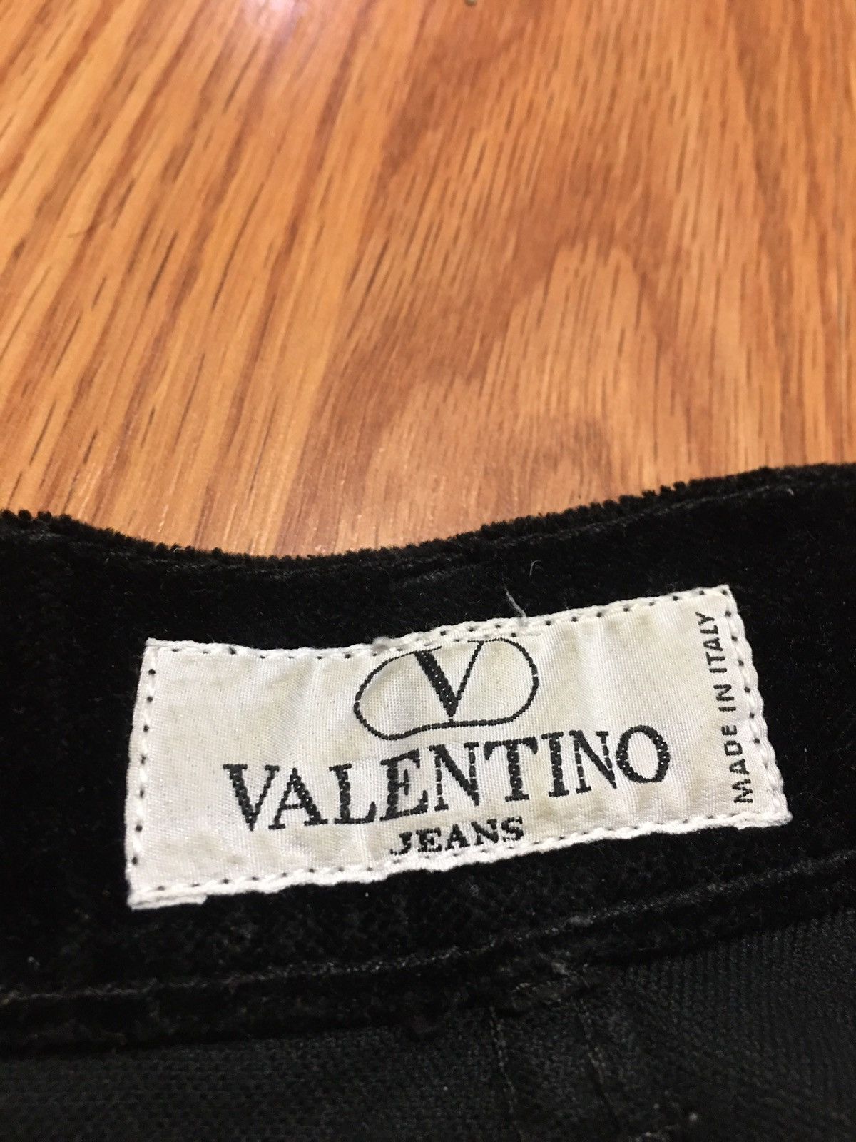 Valentino Valentino Jeans Black Velvet Style Pants Size 34 Size 34" / US 12 / IT 48 - 14 Thumbnail