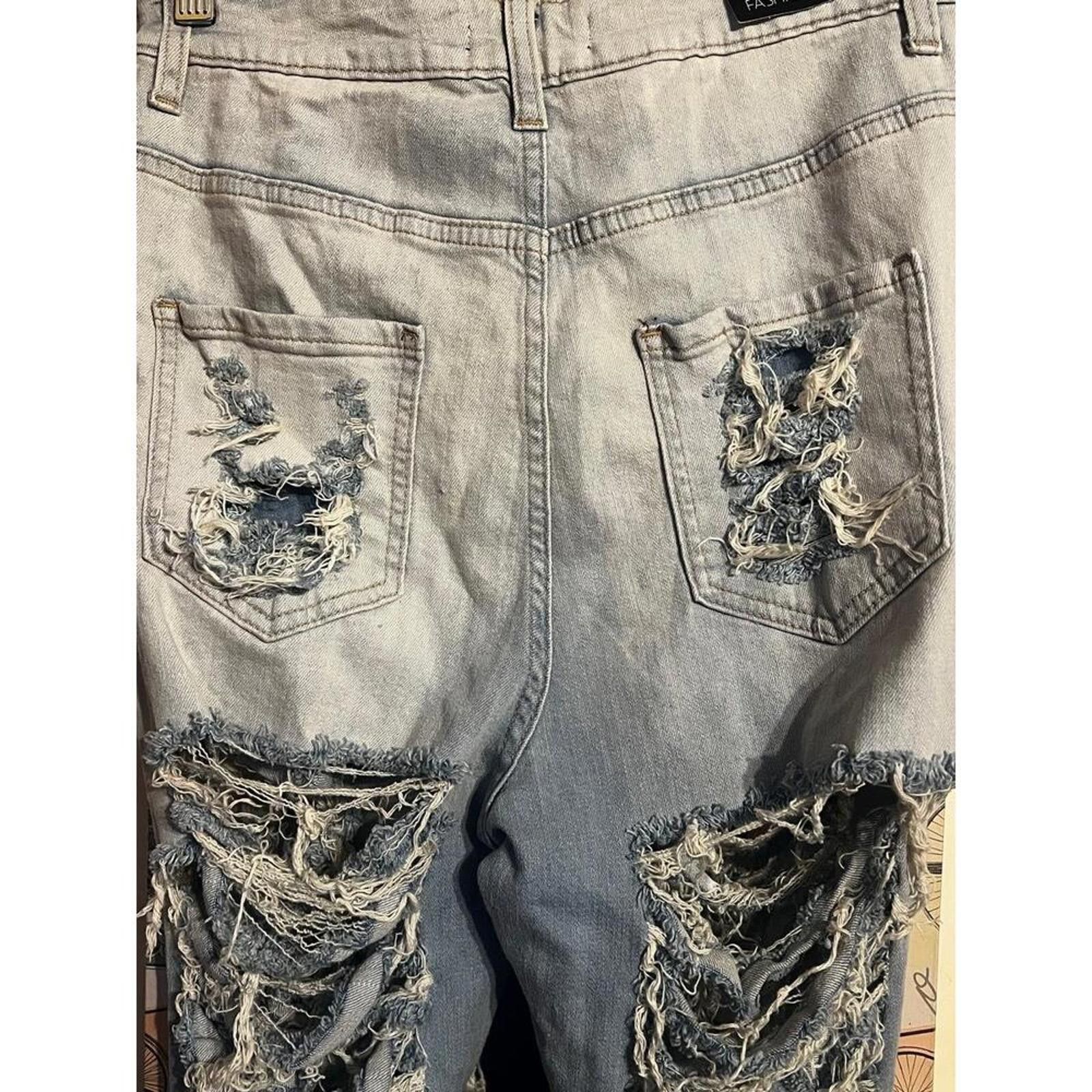 Fashion Nova FASHIONNOVA Jeans 13(31) Light Wash Distressed High Waisted Size 31" - 5 Thumbnail