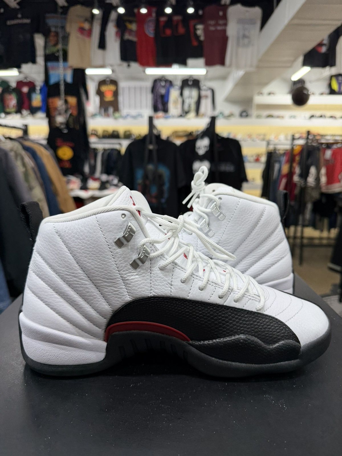 Jordan Brand Air Jordan 12 Taxi Flip Size 9 (2024) Size US 9 / EU 42 - 3 Thumbnail