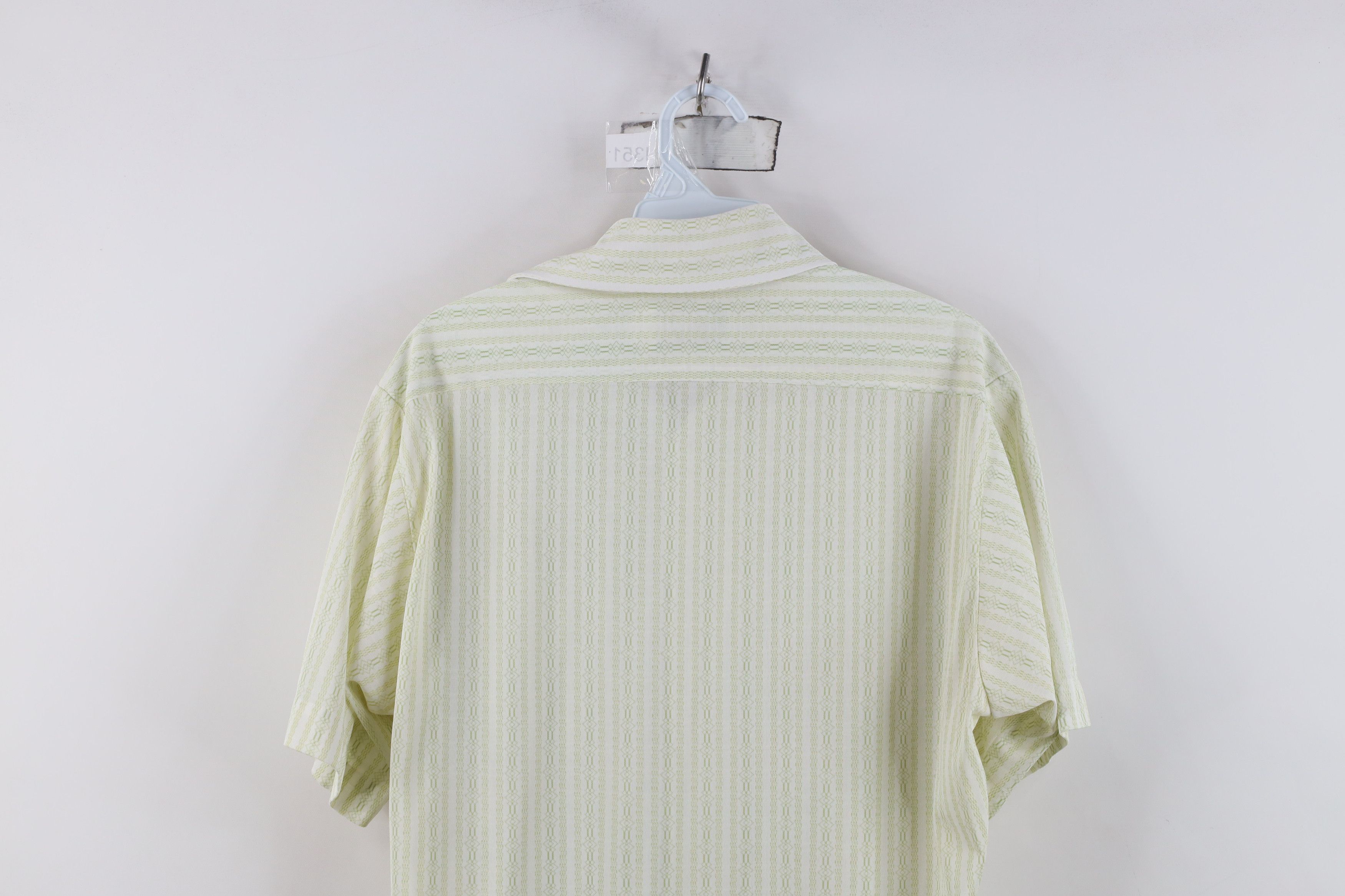 Vintage Vintage 70s Streetwear Collared Short Sleeve Button Shirt Size US L / EU 52-54 / 3 - 11 Thumbnail