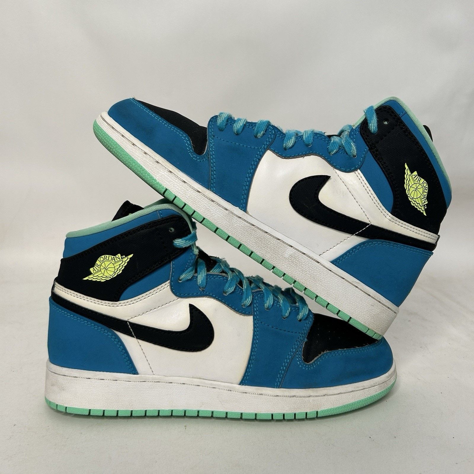 Jordan Brand Nike Air Jordan 1 Retro High OG “Blue Lagoon” Size US 8.5 / IT 38.5 - 1 Thumbnail