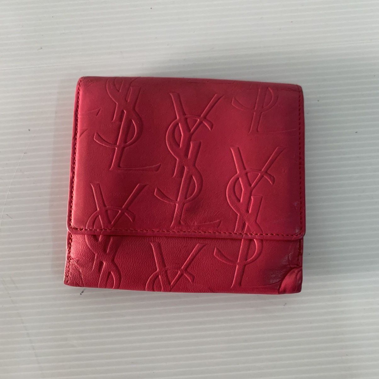 Yves Saint Laurent Yves Saint Laurent Leather Wallet Size ONE SIZE - 1 Thumbnail