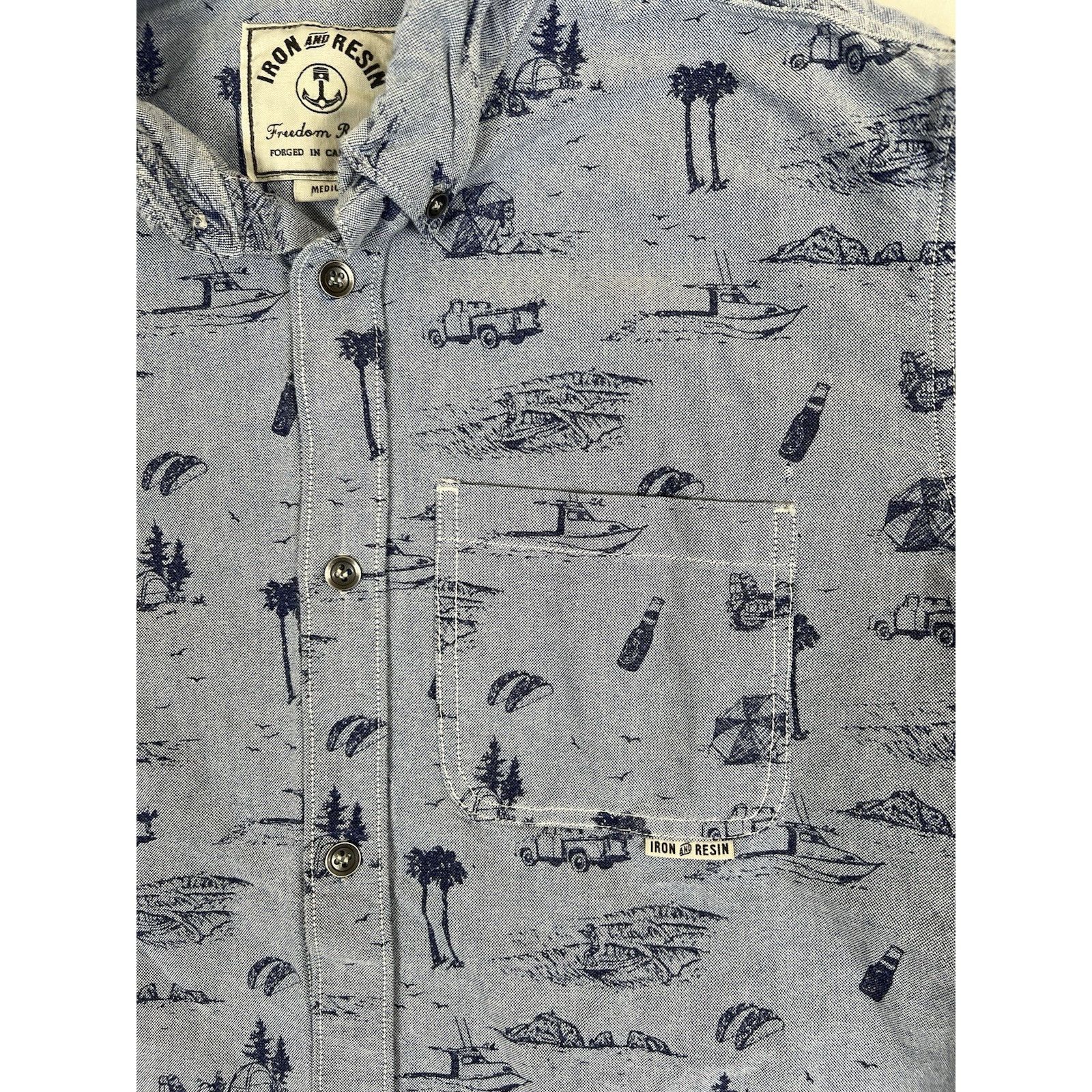 Other Iron And Resin Wave Pattern Hawaiian Shirt Medium Button Up Size US M / EU 48-50 / 2 - 2 Thumbnail