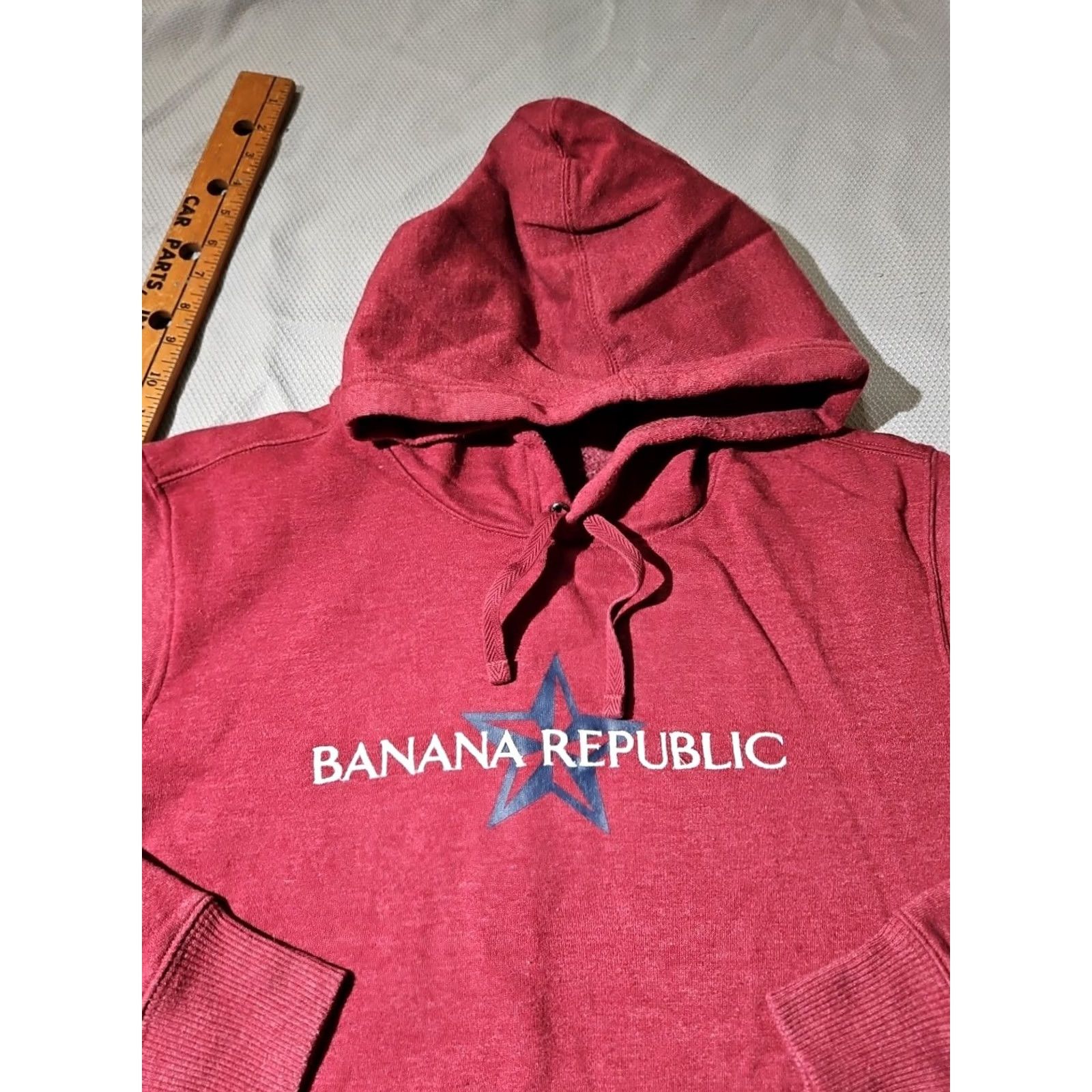 Banana Republic VINTAGE Banana Republic Hoodie Mens Large Red Logo Spell Out Graphic Pullover Star Shirt Size US L / EU 52-54 / 3 - 2 Thumbnail