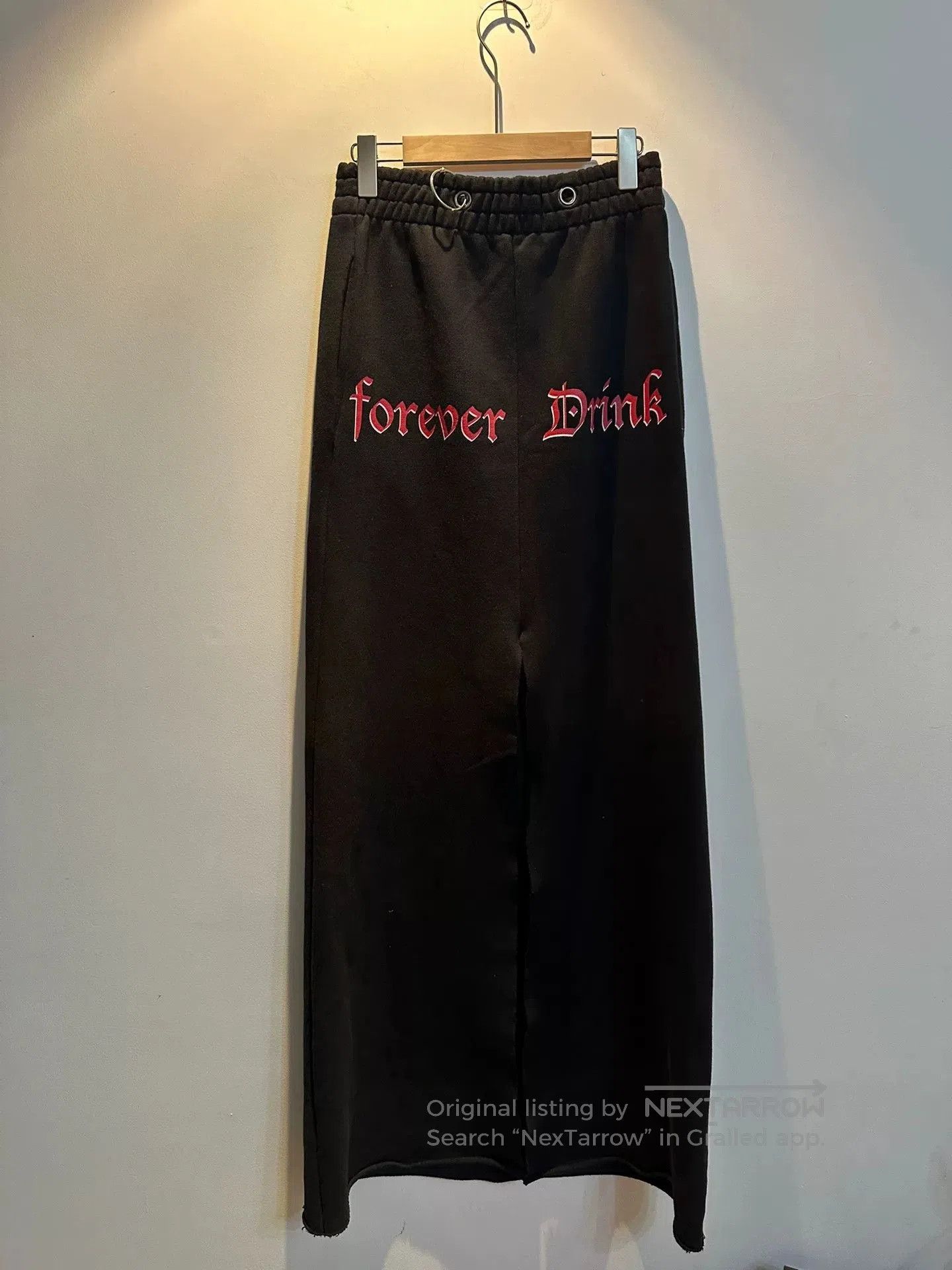 Vetements vetements black sweatshirt dress with star detail. Size S / US 4 / IT 40 - 2 Thumbnail