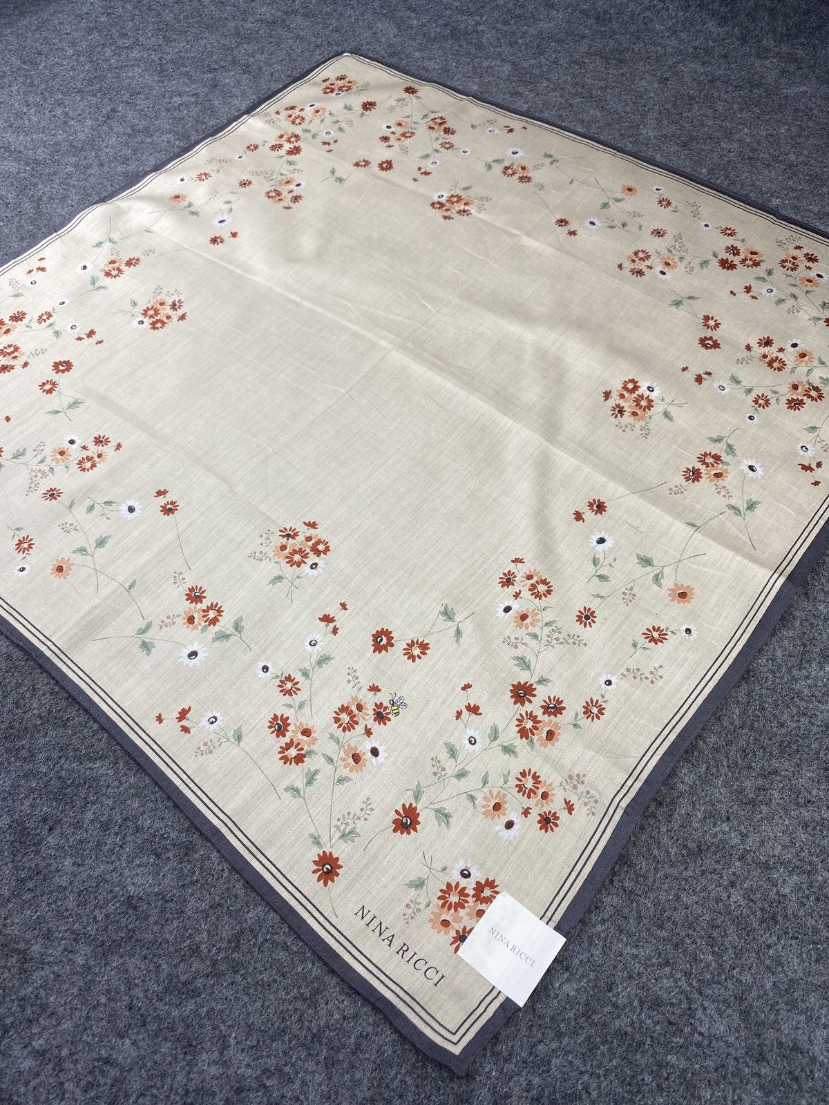 Nina Ricci × Vintage Nina Ricci Handkerchief / Bandana / Neckerchief- B017 Size ONE SIZE - 4 Thumbnail