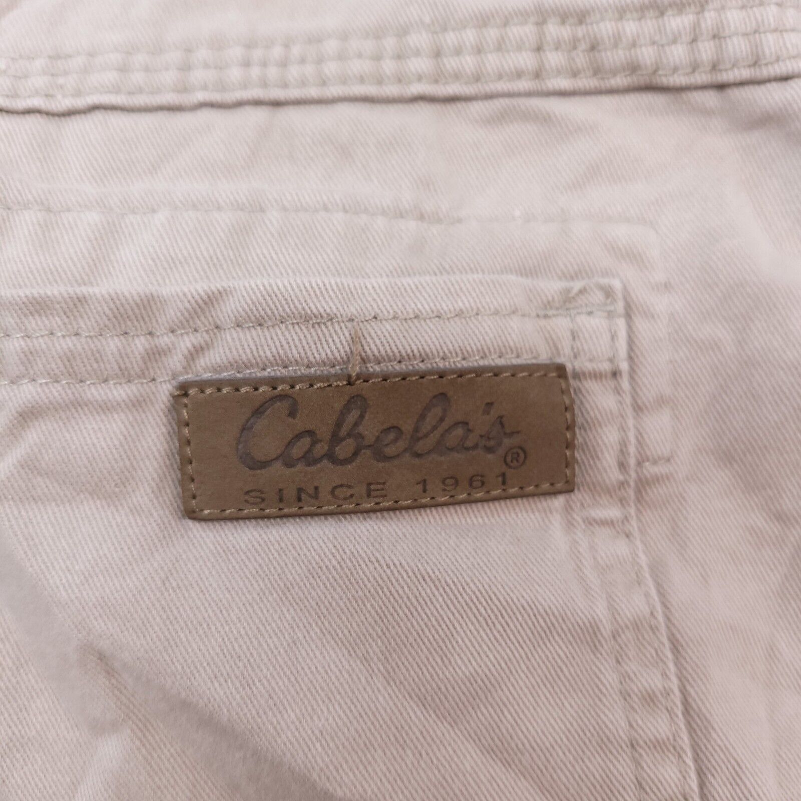 Cabelas Cabelas Medium Wash Button Chino Pants Mens Size 33/34 Beige Size 34" / US 12 / IT 48 - 8 Thumbnail