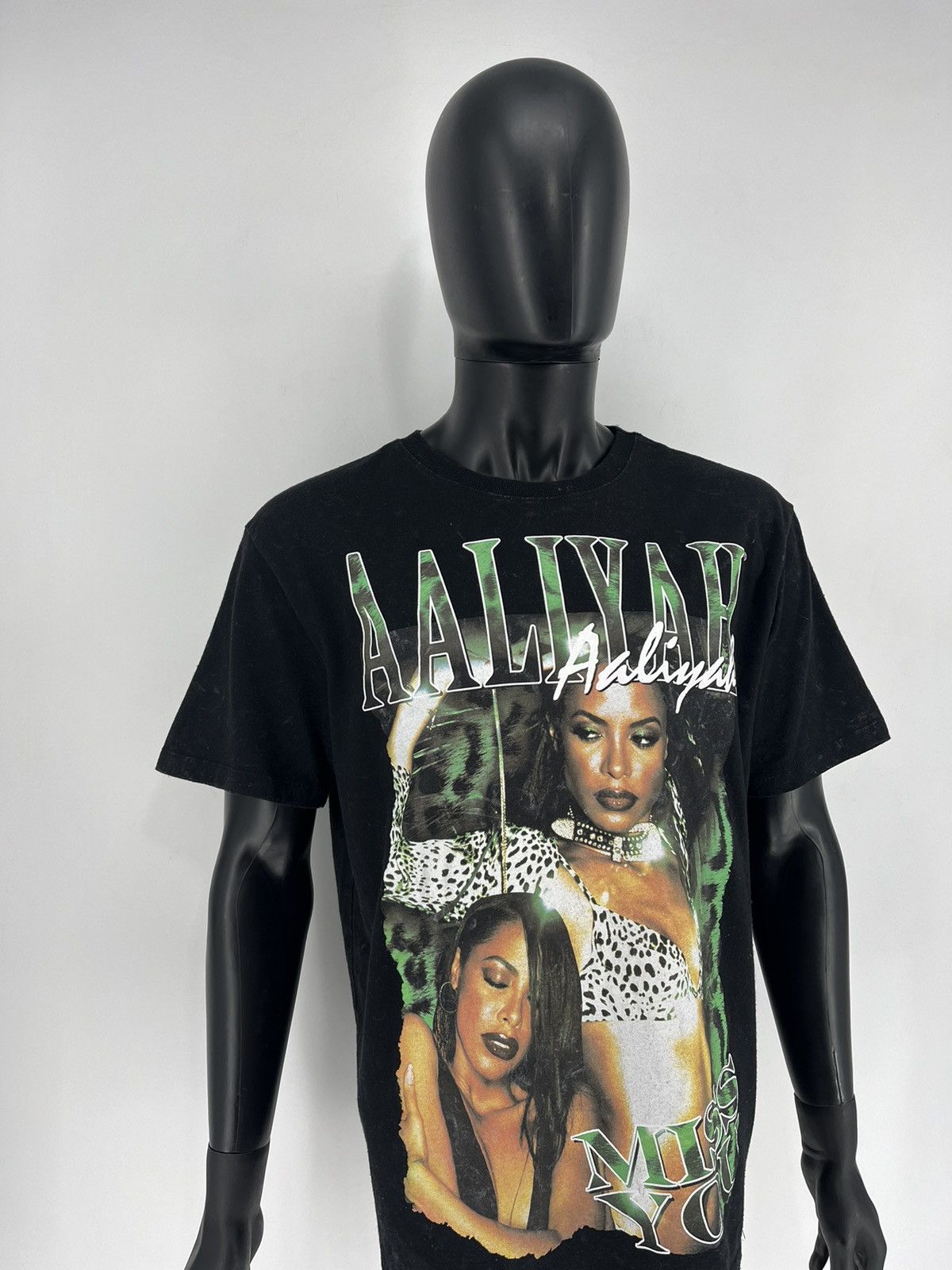 Band Tees × Rap Tees Vintage Aaliyah Graphic Big Logo Girl Rap band tee Size US L / EU 52-54 / 3 - 3 Thumbnail