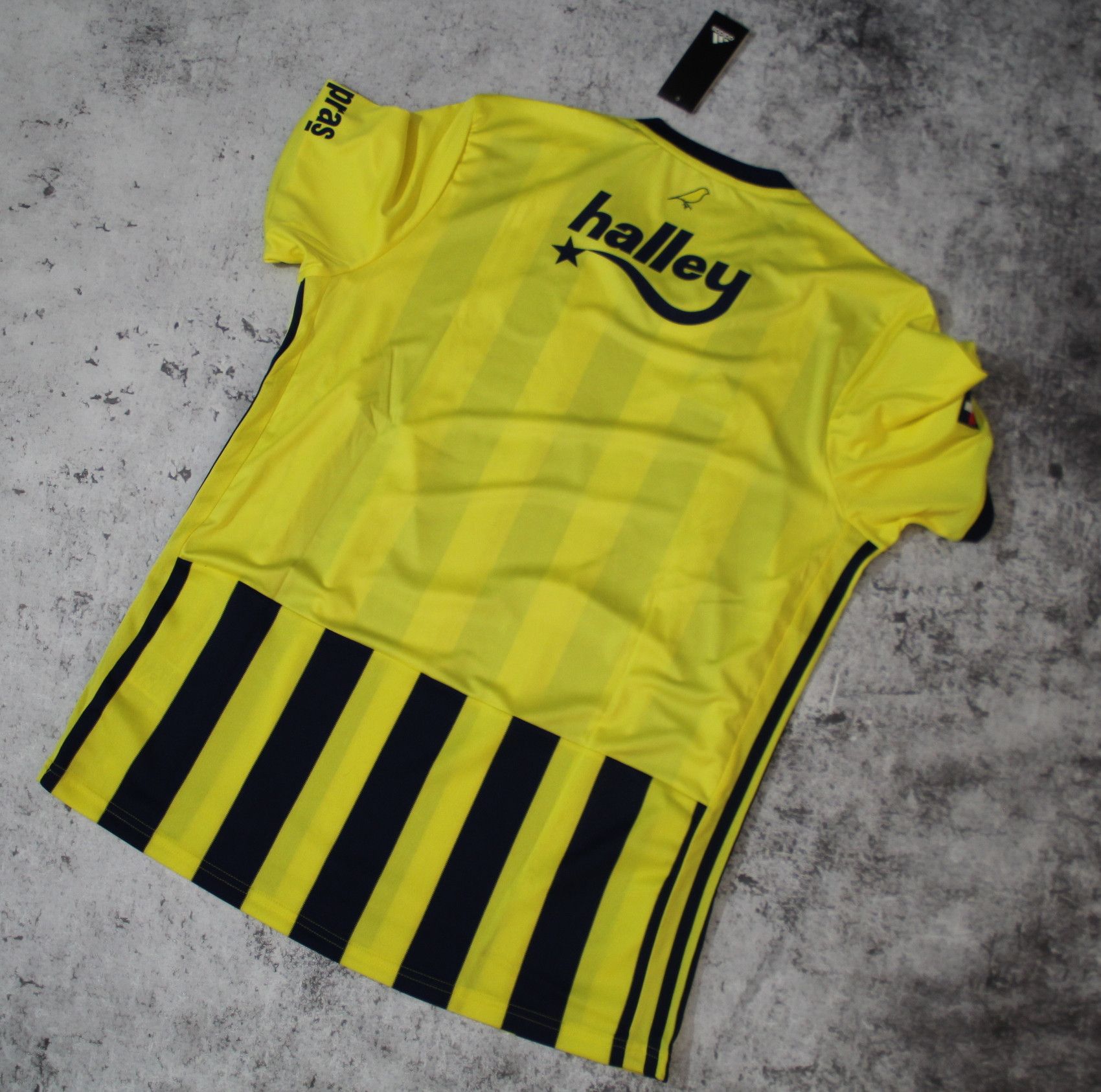 Adidas Fenerbahce 2020 2021 HOME FOOTBALL SHIRT JERSEY GD3746 Size US M / EU 48-50 / 2 - 8 Thumbnail
