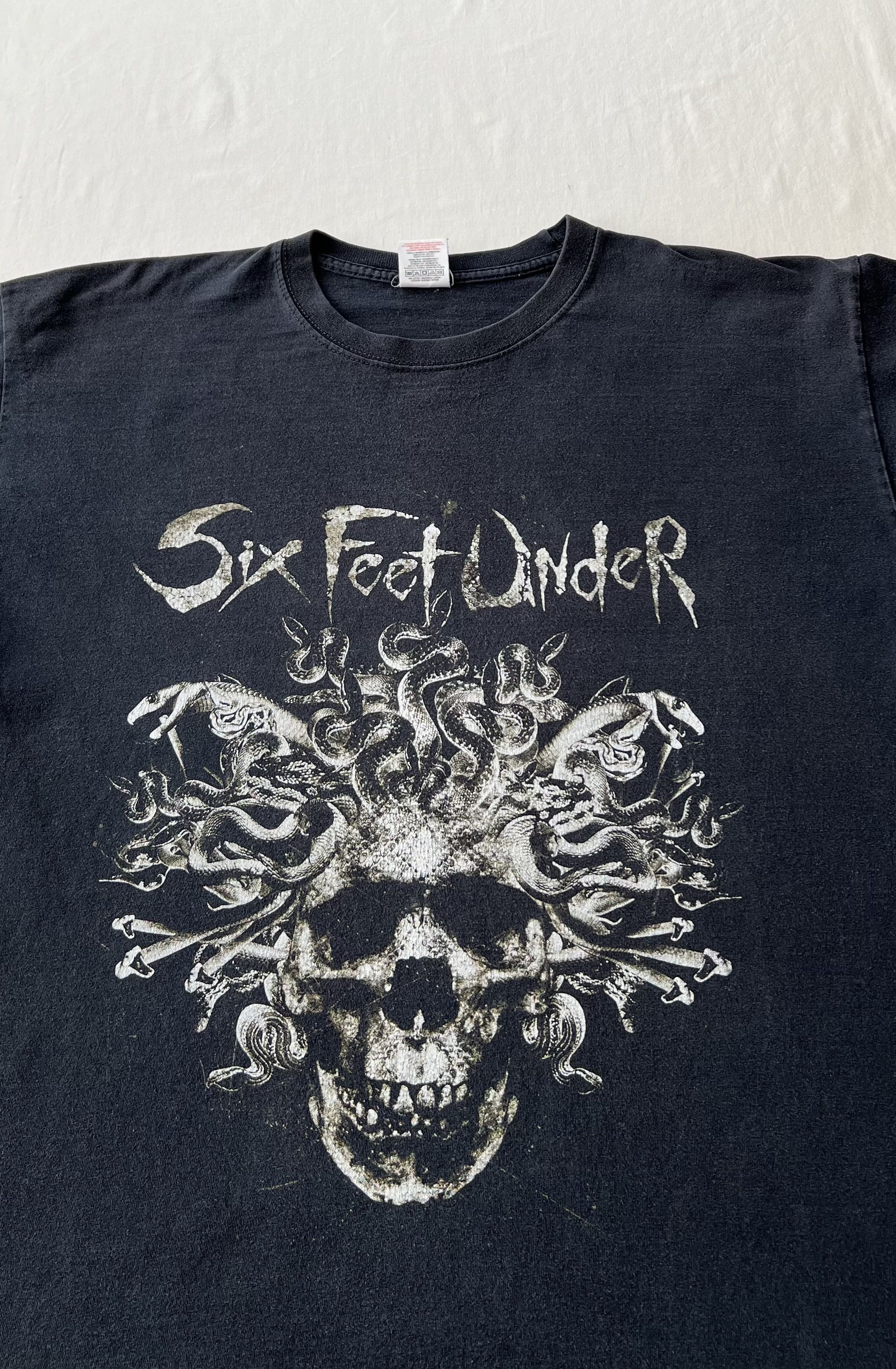 Band Tees Vintage 2000s Six Feet Under Death Rituals Skull Snake Size US L / EU 52-54 / 3 - 8 Thumbnail