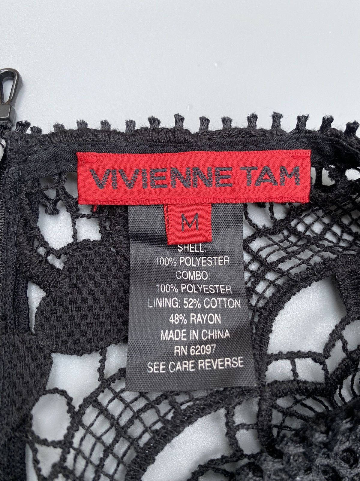 Vivienne Tam Vintage Vivienne Tam- Lace Blouse Long Sleeves Size M / US 6-8 / IT 42-44 - 11 Thumbnail