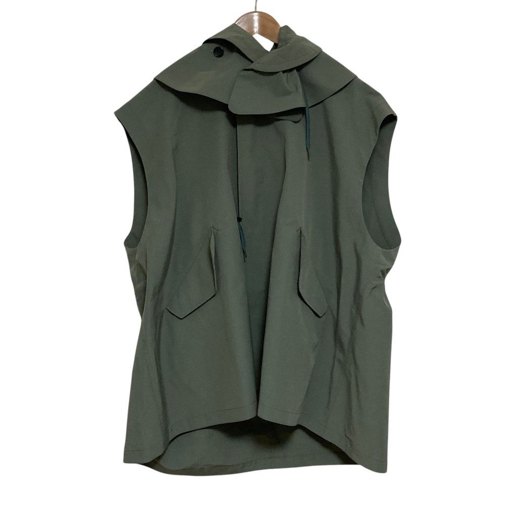 Other Other Vachement Shell Tafetta Vest Textile Outerwear VI-06-900 DUTY FREE for USA Size ONE SIZE - 1 Thumbnail