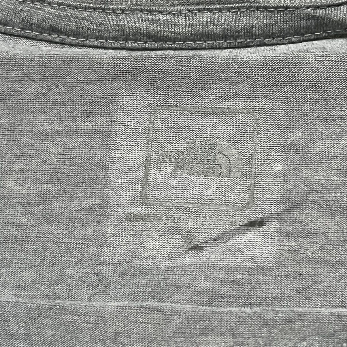 The North Face The North Face Big Logo T Shirt Size US L / EU 52-54 / 3 - 3 Thumbnail