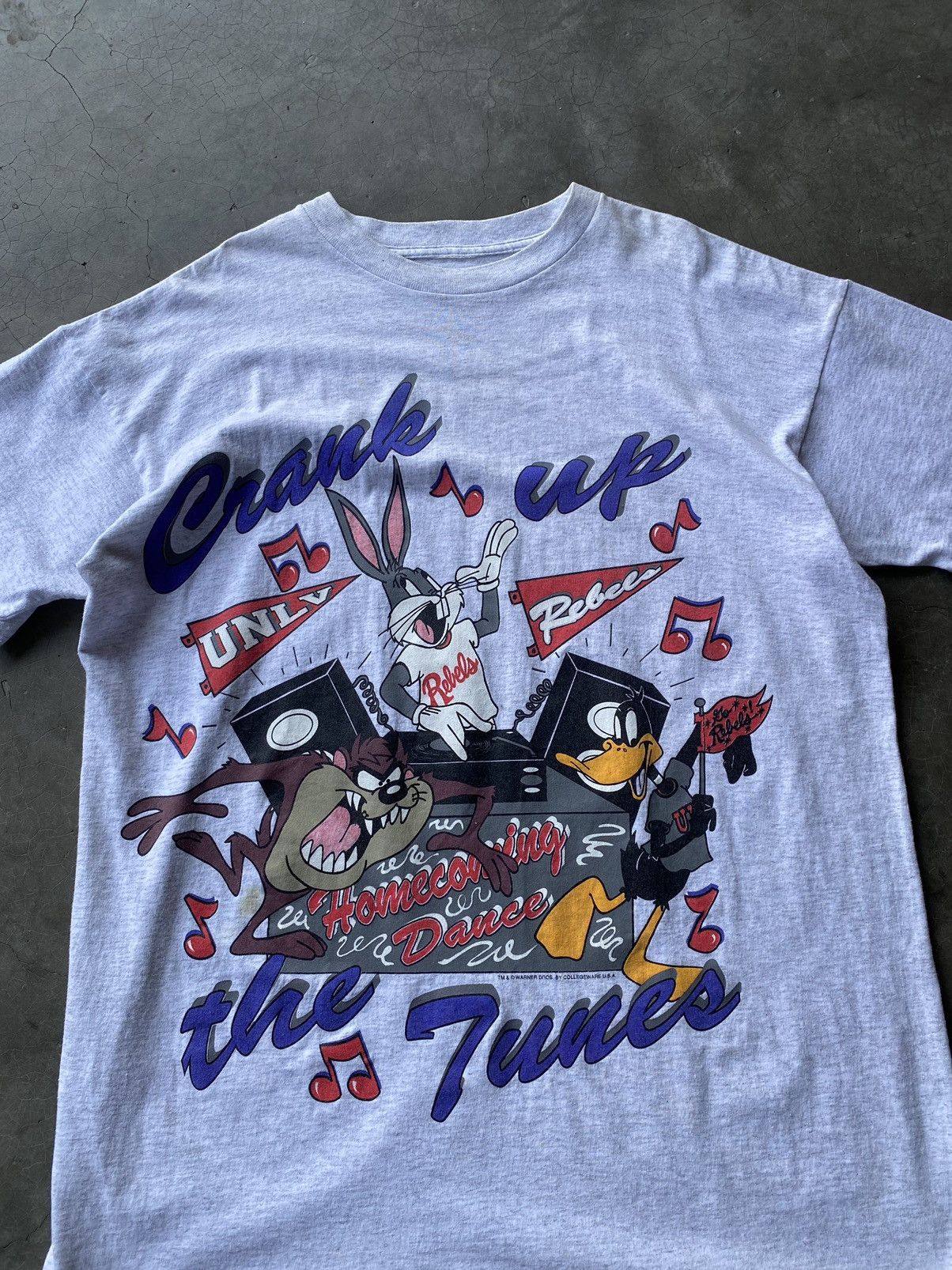 Vintage Vintage Looney Tunes Full Print Size US XL / EU 56 / 4 - 2 Thumbnail