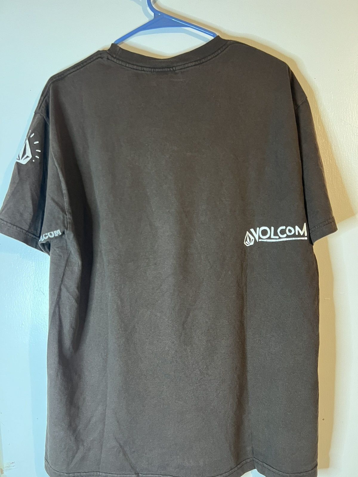 Volcom Vintage Men’s Large Volcom Skeleton Tshirt Size US L / EU 52-54 / 3 - 2 Thumbnail