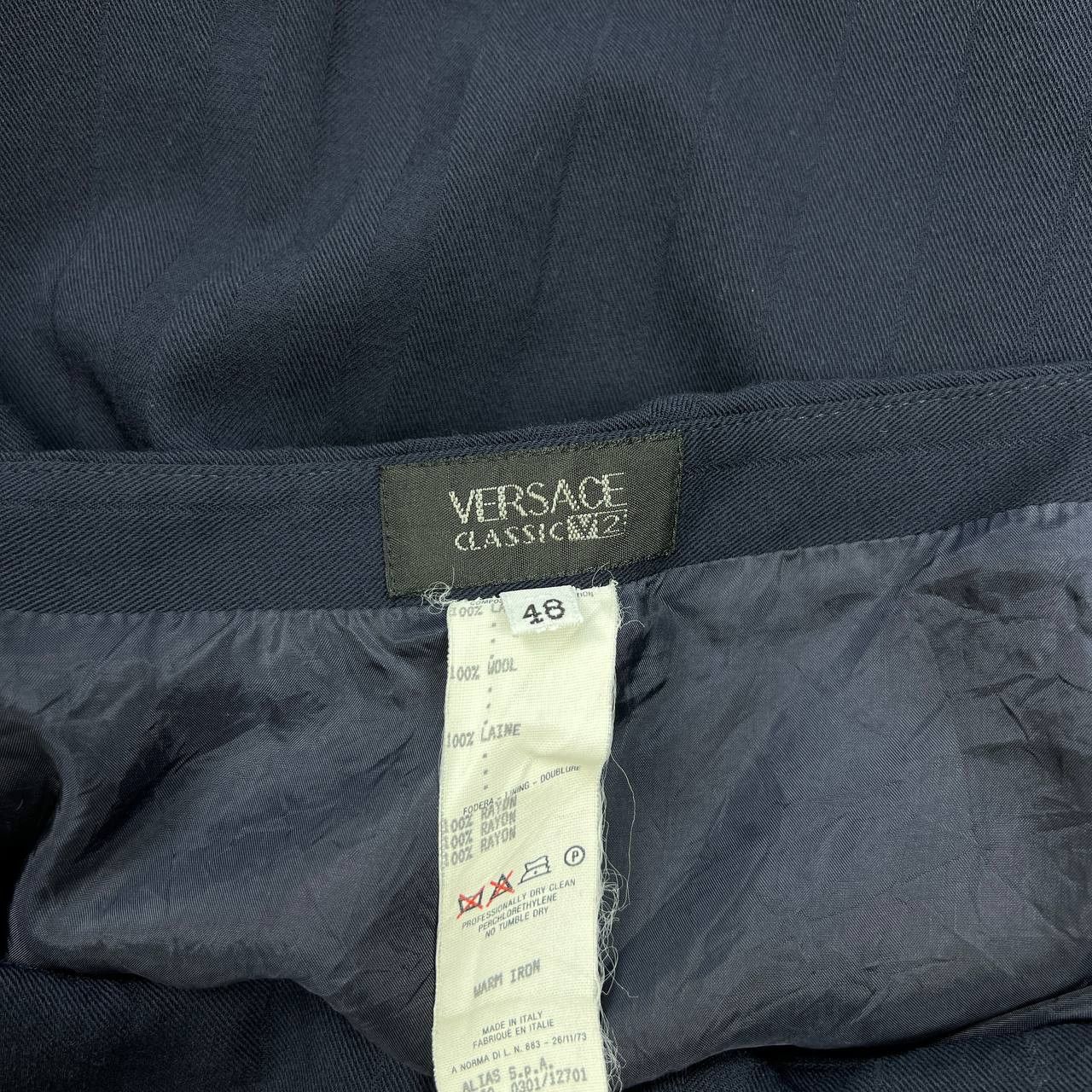 Versace Vintage Versace Navy Striped Skirt Suit Set Professional Size XL / US 12-14 / IT 48-50 - 11 Thumbnail