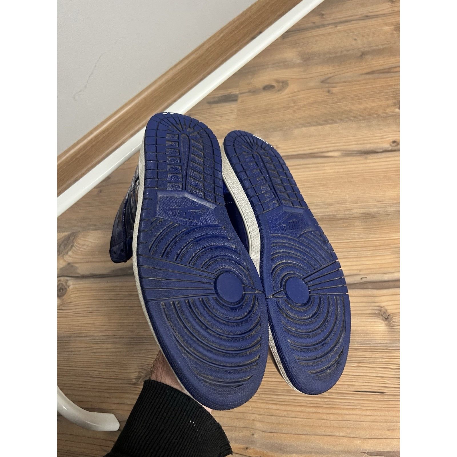Jordan Brand Size 11 - Air Jordan 1 Retro High Deep Royal Size US 11/ EU Size US 11 / EU 44 - 14 Thumbnail