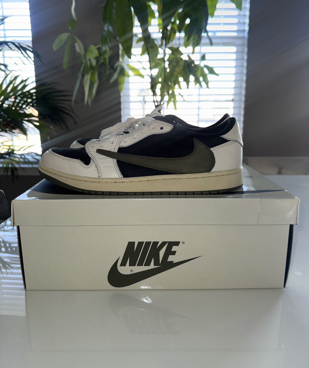 Nike × Travis Scott Travis Scott AF1 Low - Olive - Sz.10 - 9/10 Condition Size US 10 / EU 43 - 12 Thumbnail