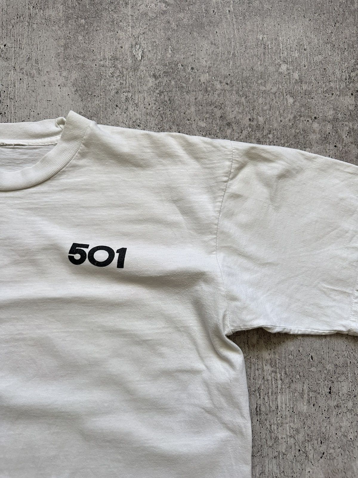Levi's × Vintage Levi's 501 America's Original Jeans Big Logo T Shirt Size US M / EU 48-50 / 2 - 13 Thumbnail