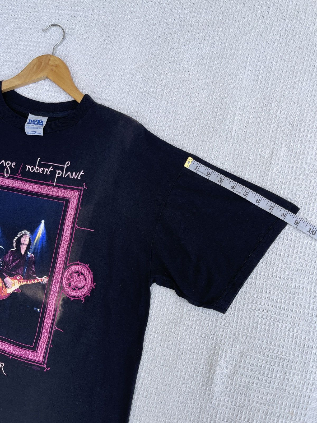 Band Tees Last Drop🔥Rare🔥Vtg90s JIMMY PAGE Robert Plant No Quarter Tee Size US XL / EU 56 / 4 - 19 Thumbnail