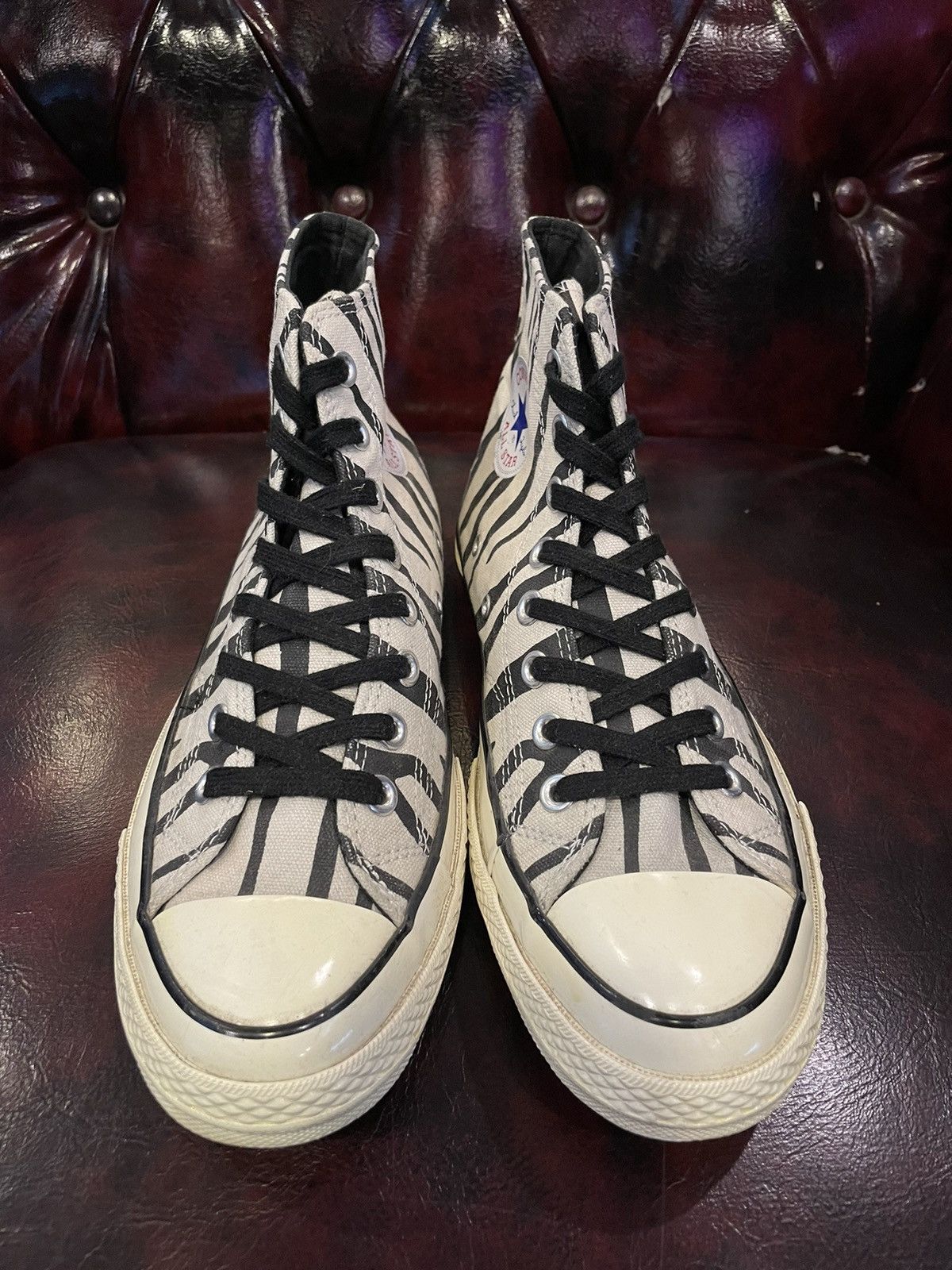Converse Converse Chuck Taylor All Star 70 Hi Zebra Size US 8.5 / EU 41-42 - 4 Thumbnail