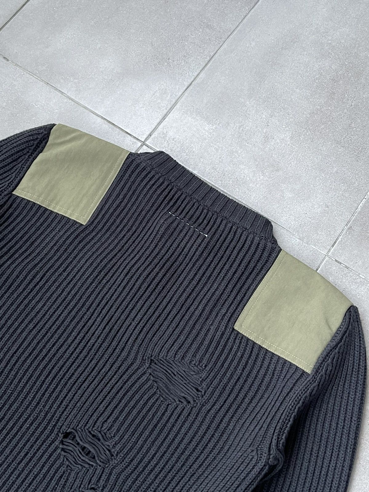 Maison Margiela !DS! SS23 Maison Margiela Distressed Black Knitted Sweater Size XXL / US 16-18 / IT 52-54 - 15 Thumbnail