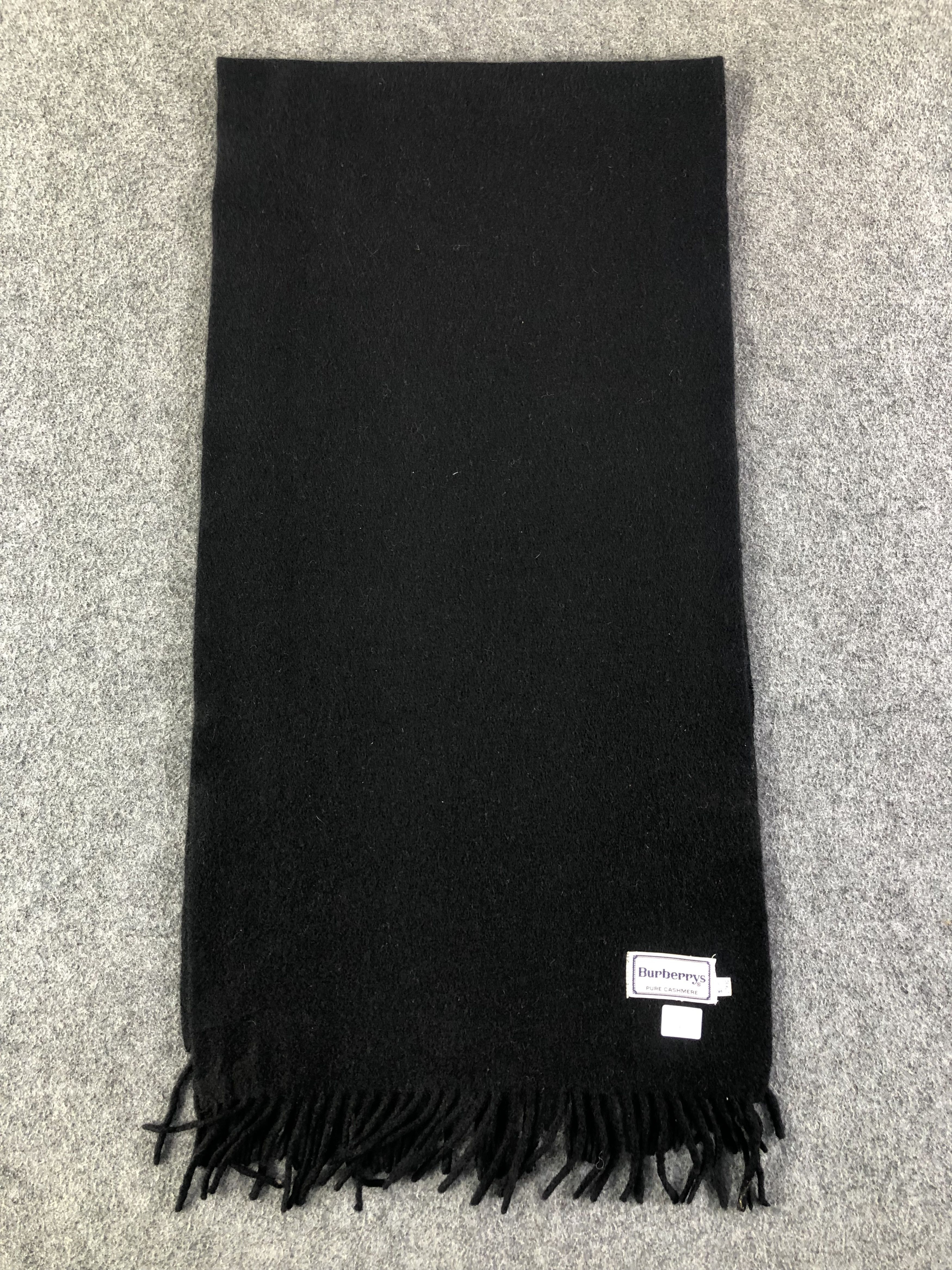 Burberry Burberrys Cashmere Scarf / Muffler / Neckwear Size ONE SIZE - 2 Thumbnail