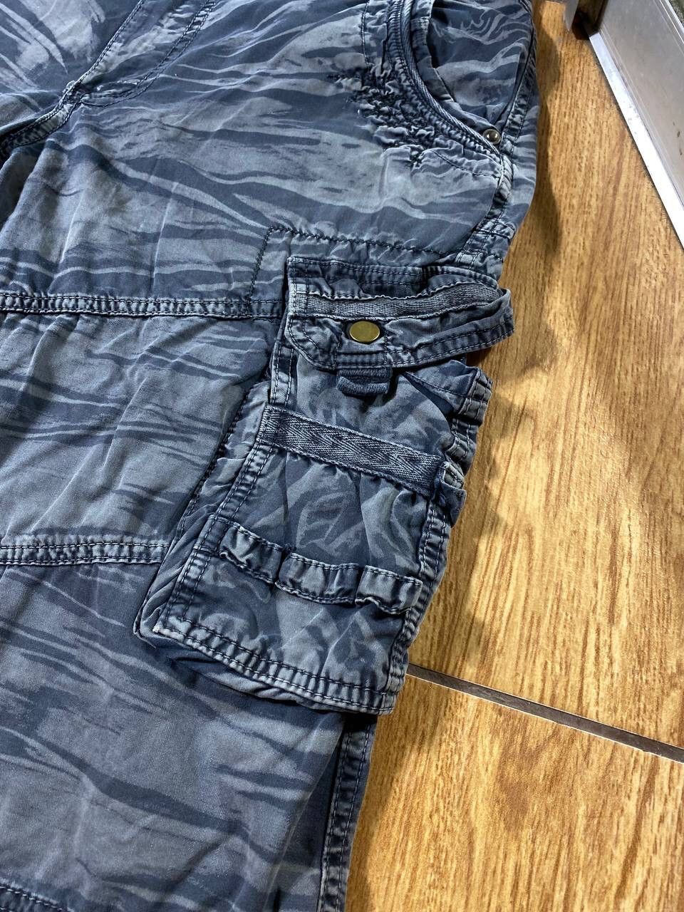 Other Rare CARGO MILITARY CAMO SHORTS 90s Y2K multipocked Size US 32 / EU 48 - 21 Thumbnail