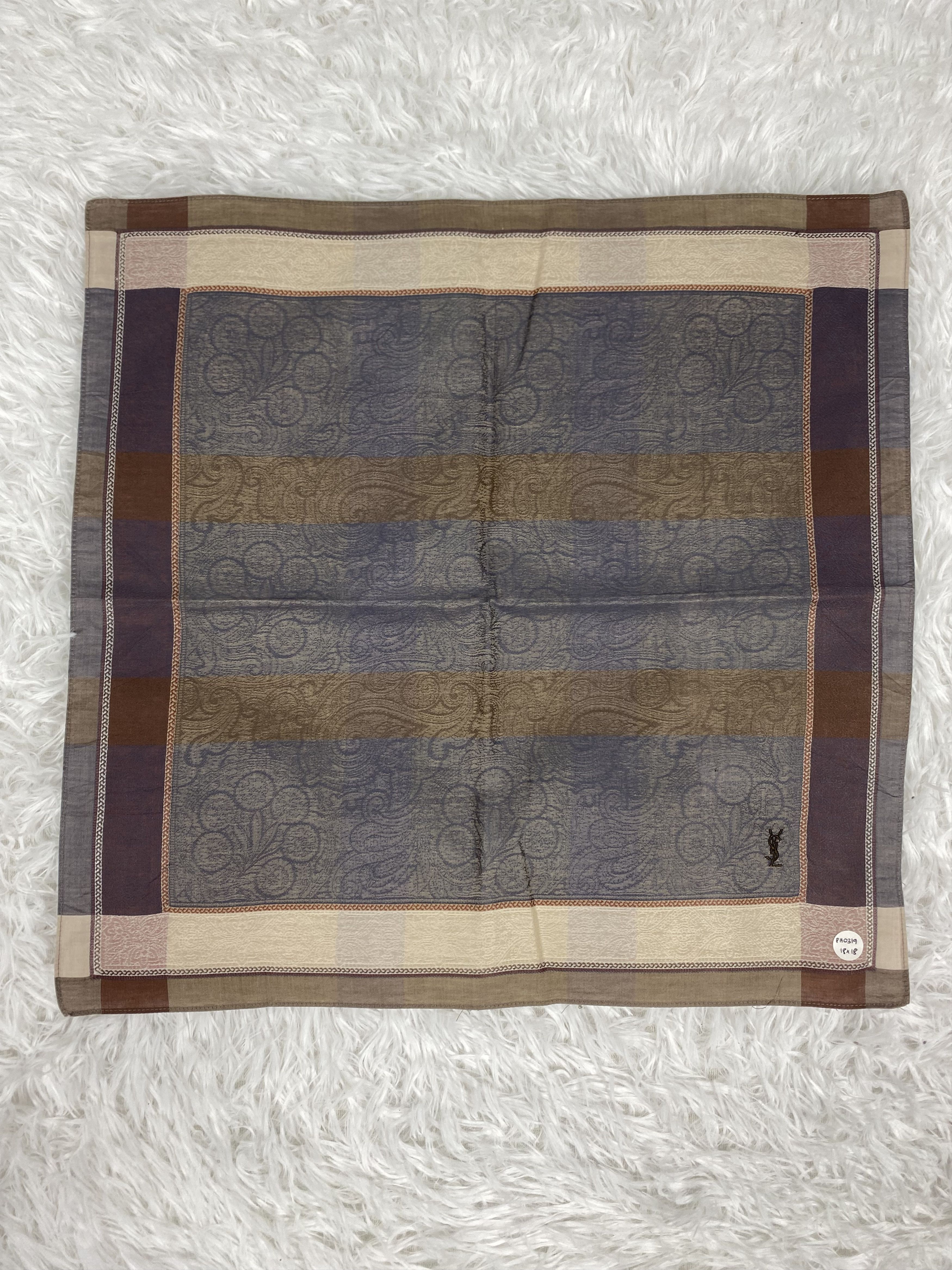 Vintage Vintage Yves Saint Laurent Handkerchief Neckerchief PH0319 Size ONE SIZE - 3 Thumbnail
