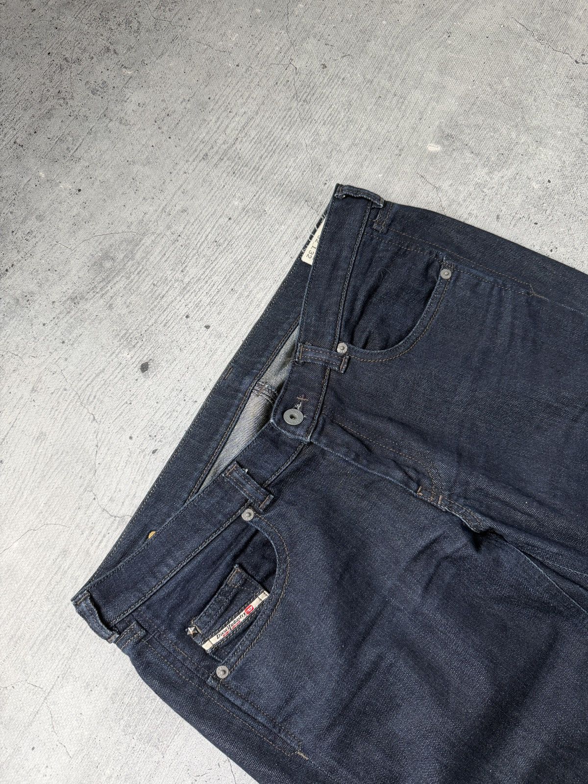 Diesel Vintage Diesel Low rise Faded Jeans Y2K 2000s Size 32" / US 10 / IT 46 - 6 Thumbnail