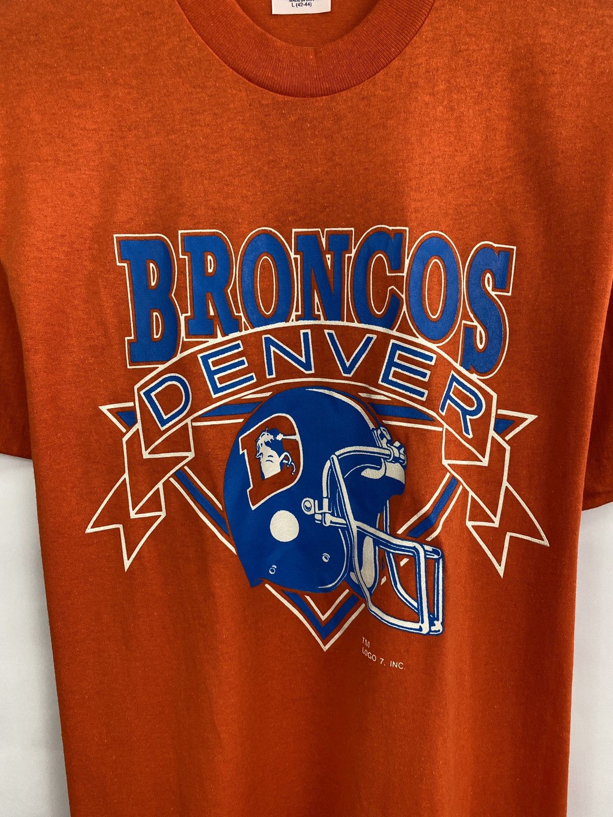 Logo 7 🇺🇸🏈 Vintage 90s Broncos Denver Football T-shirt Rare Retro Size US M / EU 48-50 / 2 - 4 Thumbnail