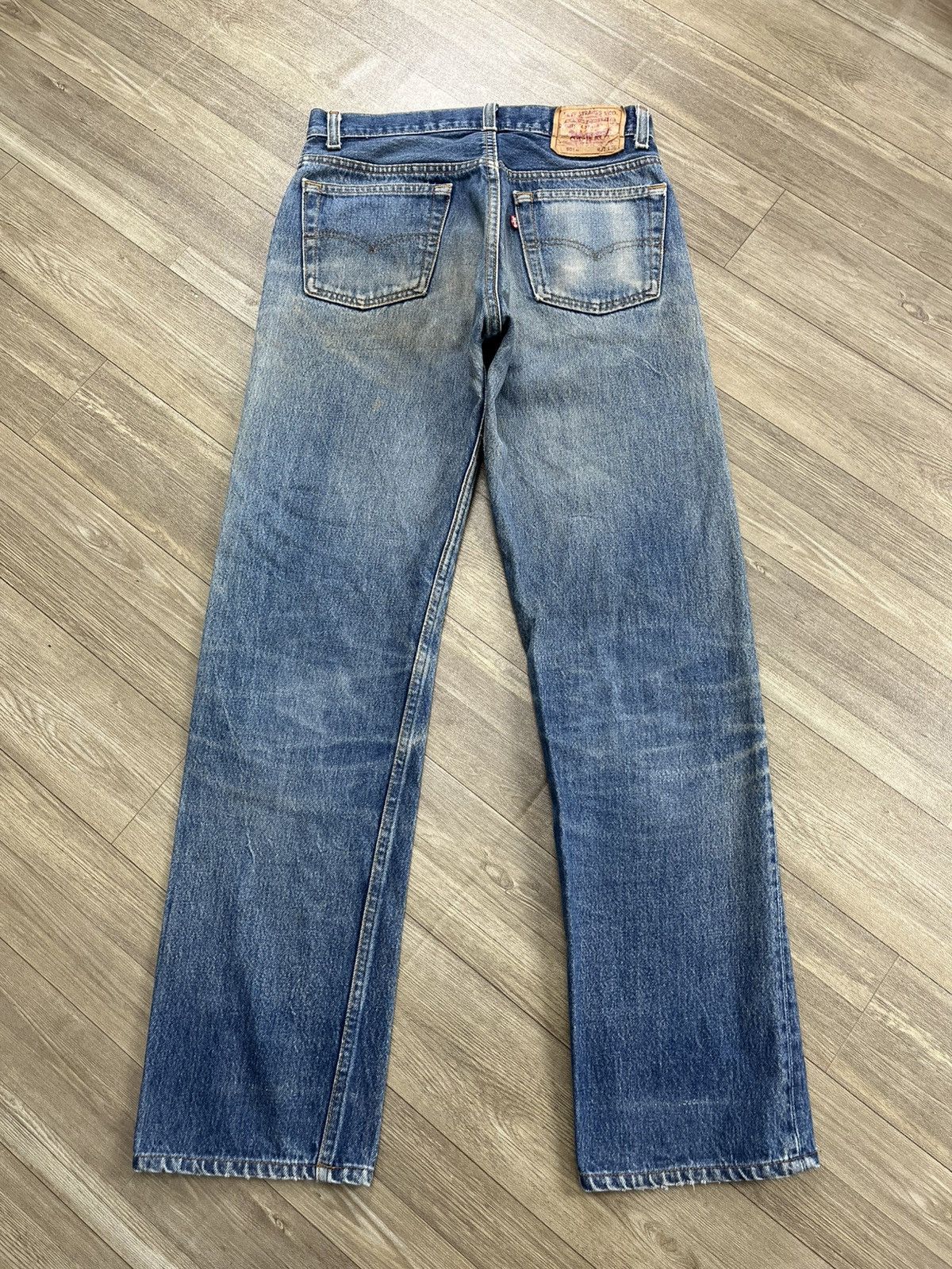 Levi's Vintage Clothing 🇺🇸1990s Vintage Levis 501 31x36 Straight Leg Blue Jeans Size US 30 / EU 46 - 16 Thumbnail