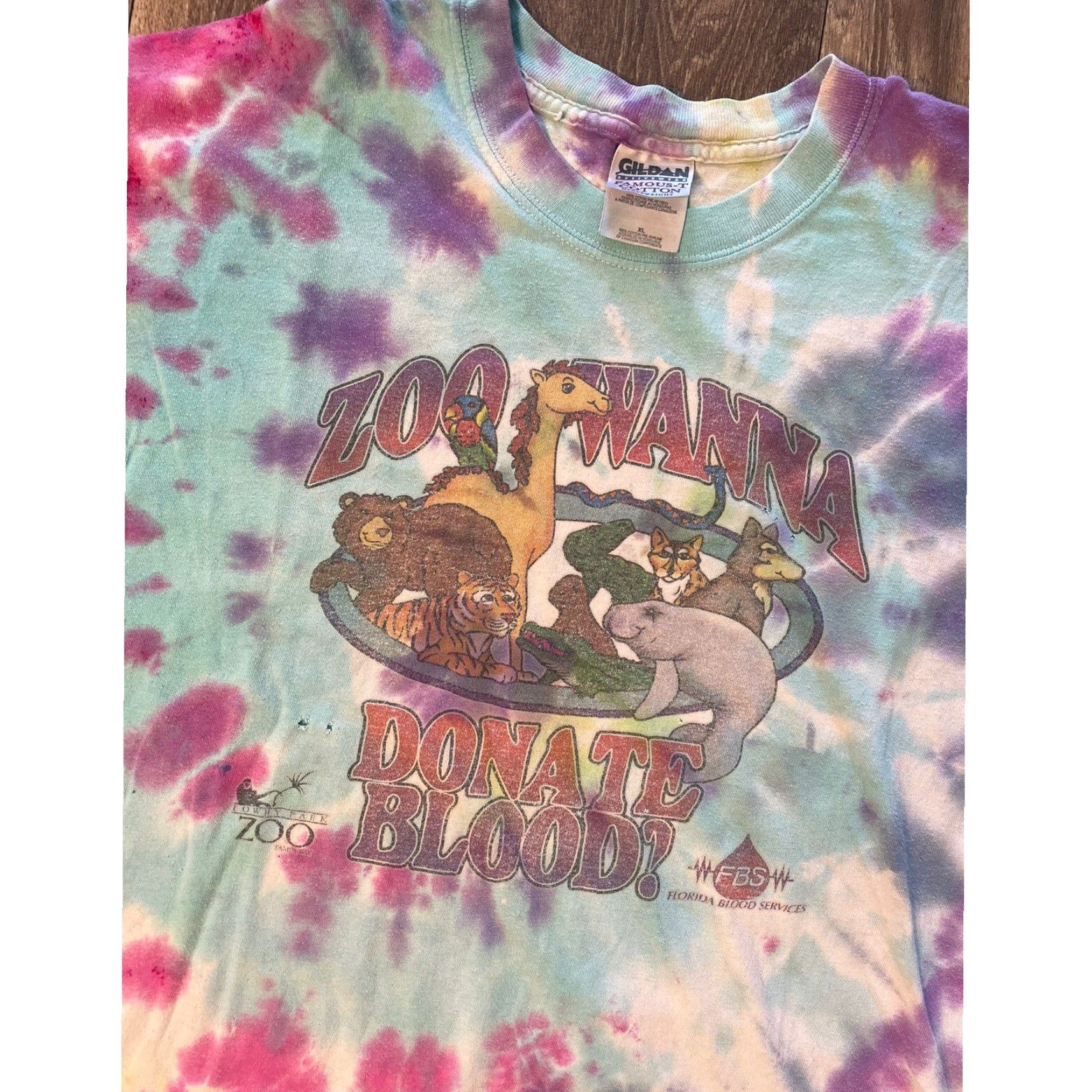 Gildan VINTAGE Zoo Wanna Donate Blood Tie Dye Animal Nature T-Shirt XL Hippie Mens XL Tie-dye Nature Hippie Zoo Wanna Donate Blood Shirts Size US XL / EU 56 / 4 - 2 Thumbnail