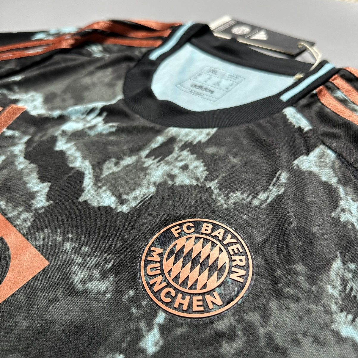 Vintage BAYERN ADIDAS 2024/2025 FOOTBALL AWAY JERSEY #17 OLISE Size US XXL / EU 58 / 5 - 7 Thumbnail