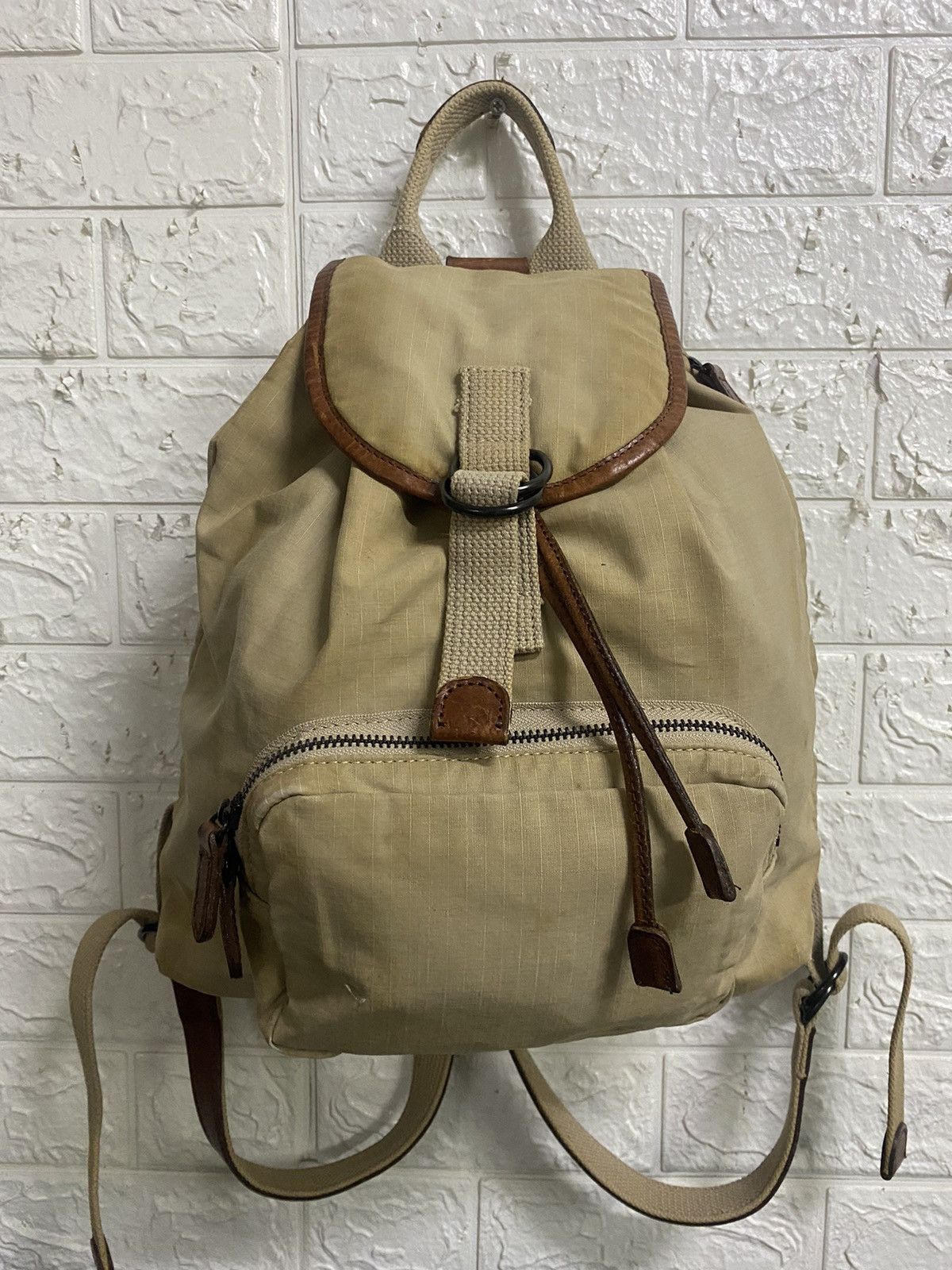 Designer × Japanese Brand Authentic Mephia Design Lady Backpack Size ONE SIZE - 1 Thumbnail