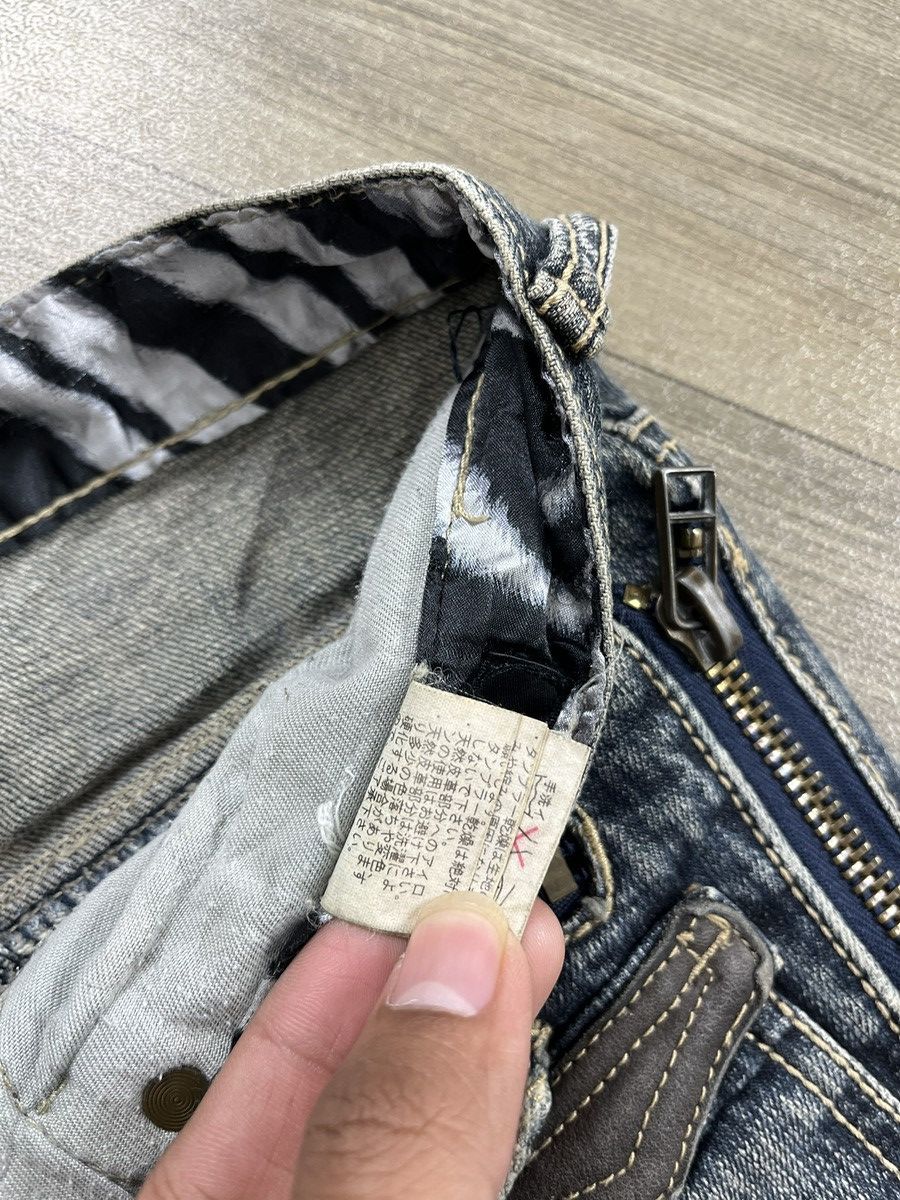 Tornado Mart 2000s Tornado Mart Spiral Distressed Lgb Punk Flared Jeans Size US 32 / EU 48 - 14 Thumbnail