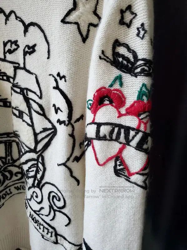 Valentino Valentino Embroidered Cream Cashmere Sweater . Size L / US 10 / IT 46 - 1 Thumbnail