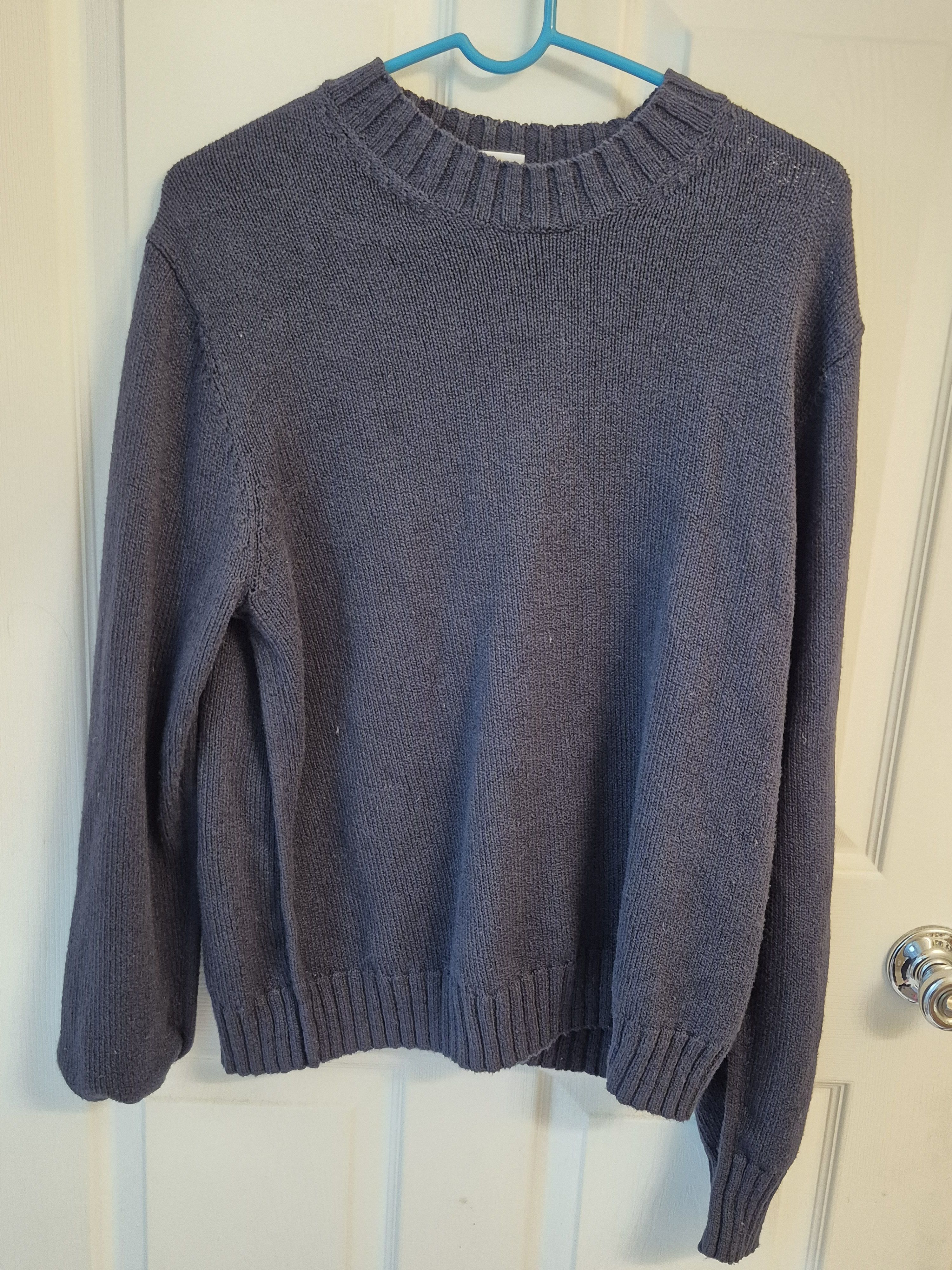 navy blue sweater