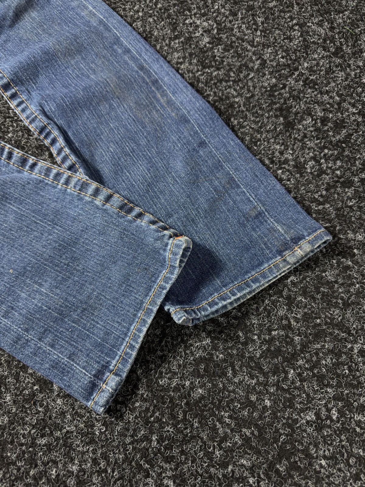 True Religion 00s True Religion USA Dirty Distressed Y2K Bootcut Jeans USA Size 25" / US 0 / IT 36 - 3 Thumbnail