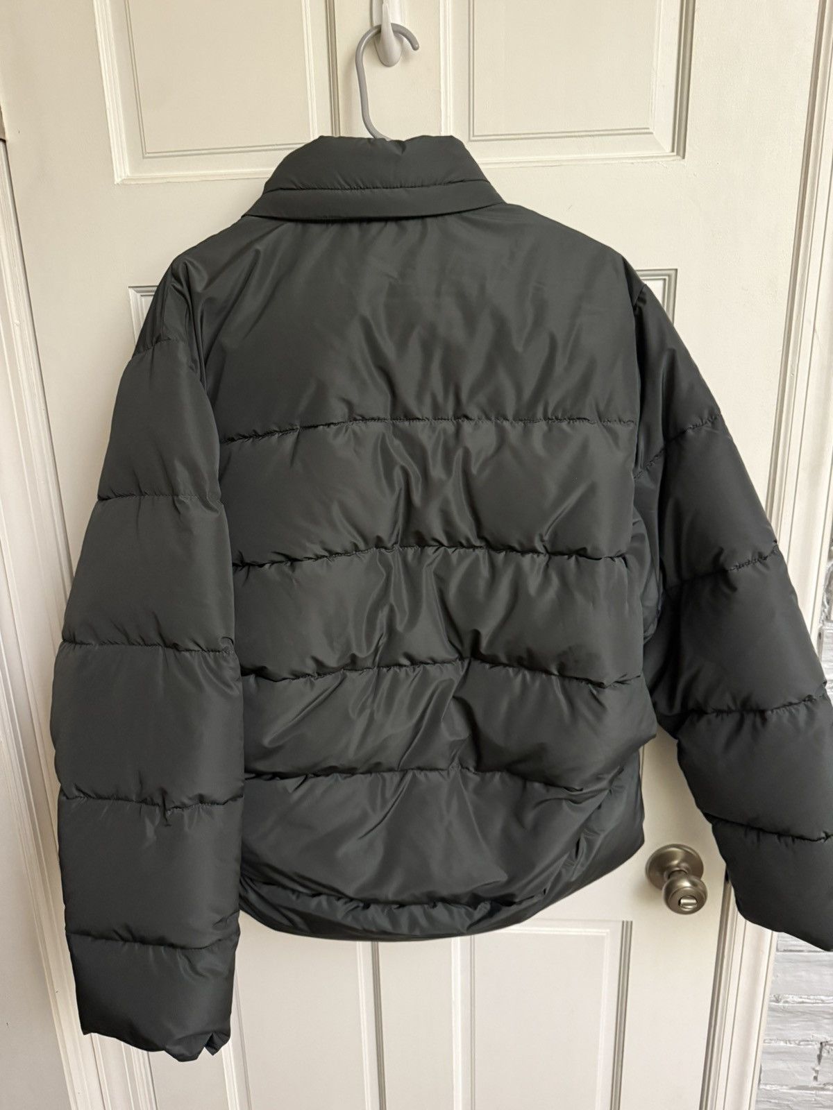 Balenciaga Balenciaga Sporty B puffer size large Size US L / EU 52-54 / 3 - 4 Thumbnail