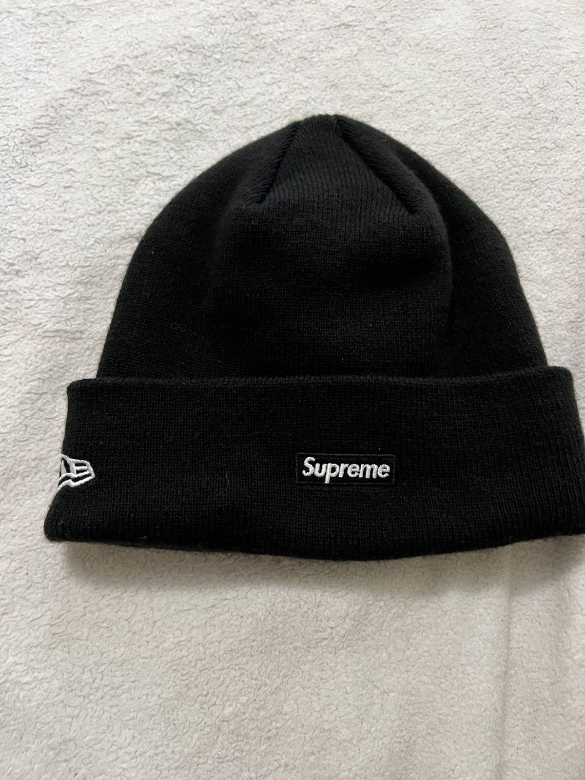 Supreme Supreme New Era Varsity Beanie Size ONE SIZE - 2 Thumbnail